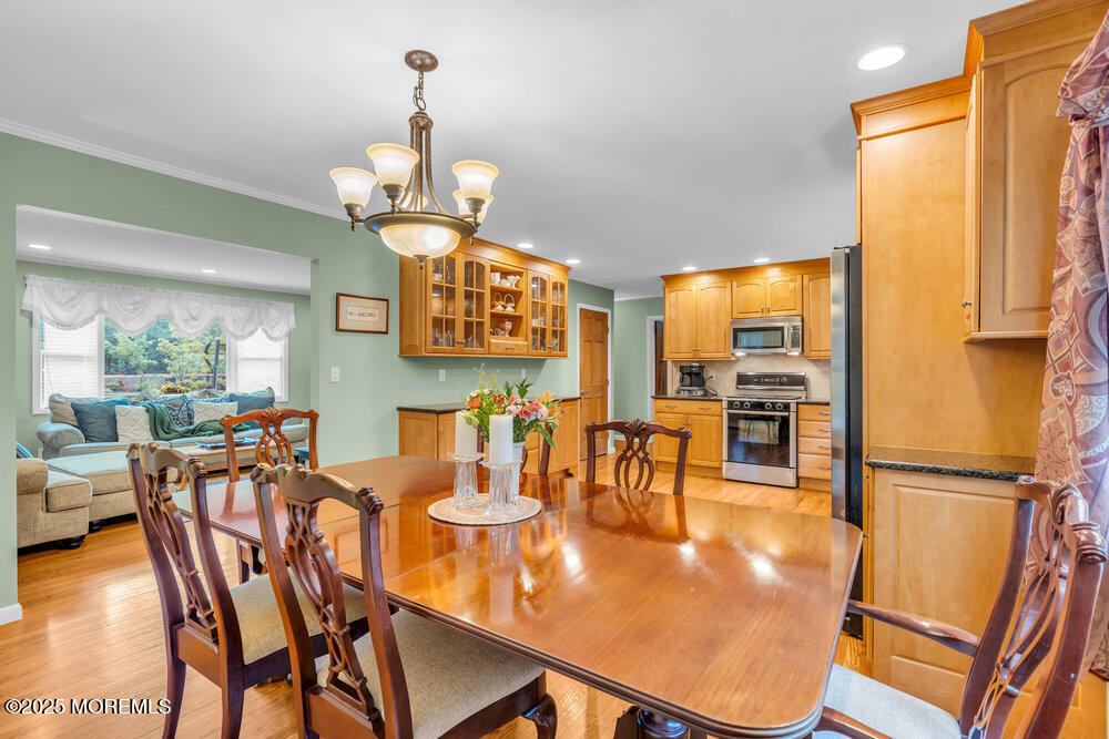 863 Holmdel Road, Holmdel, NJ, 07733 image 23