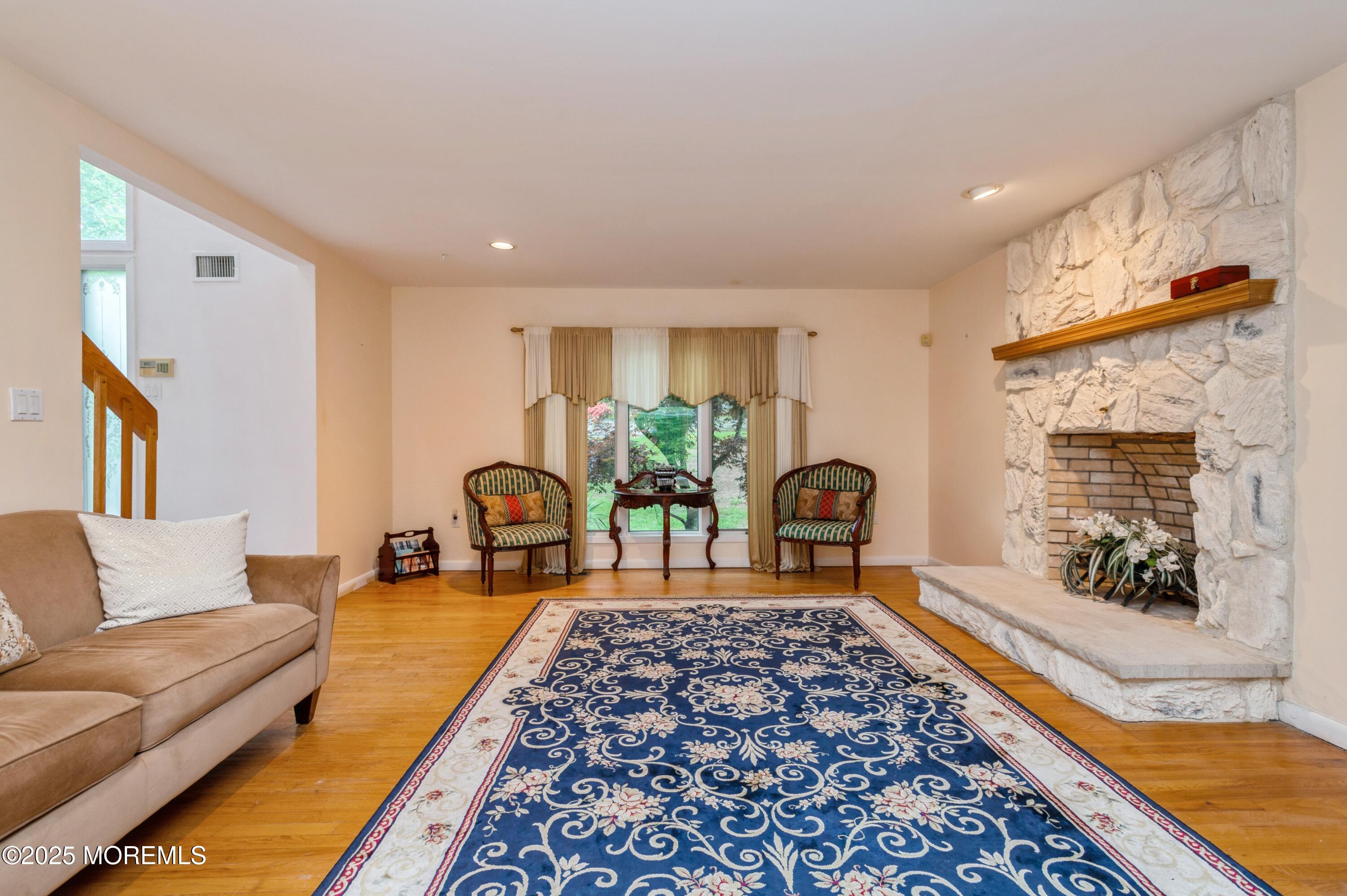 7 White Rock Terrace, Holmdel, NJ, 07733 image 9