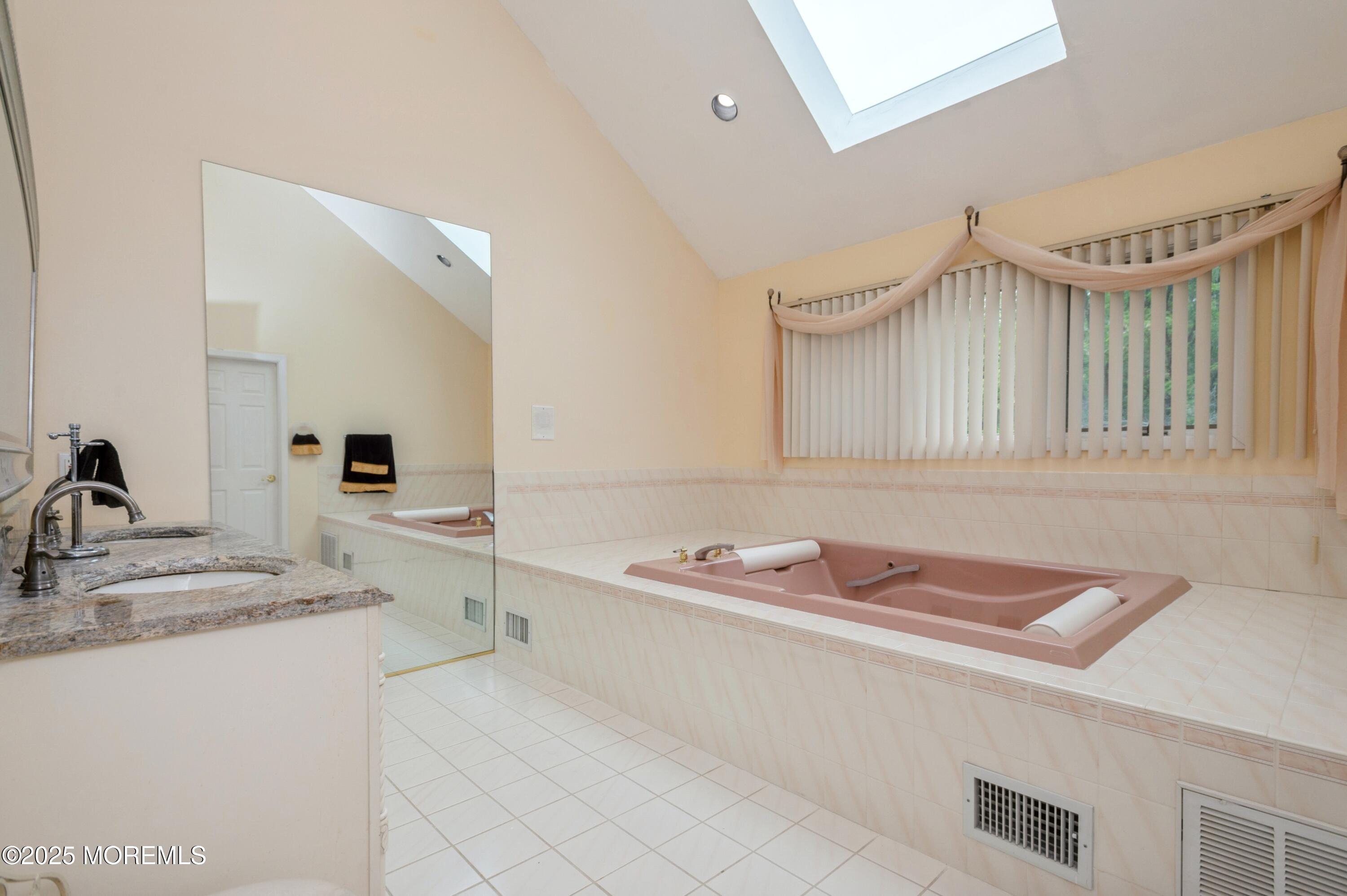 7 White Rock Terrace, Holmdel, NJ, 07733 image 29