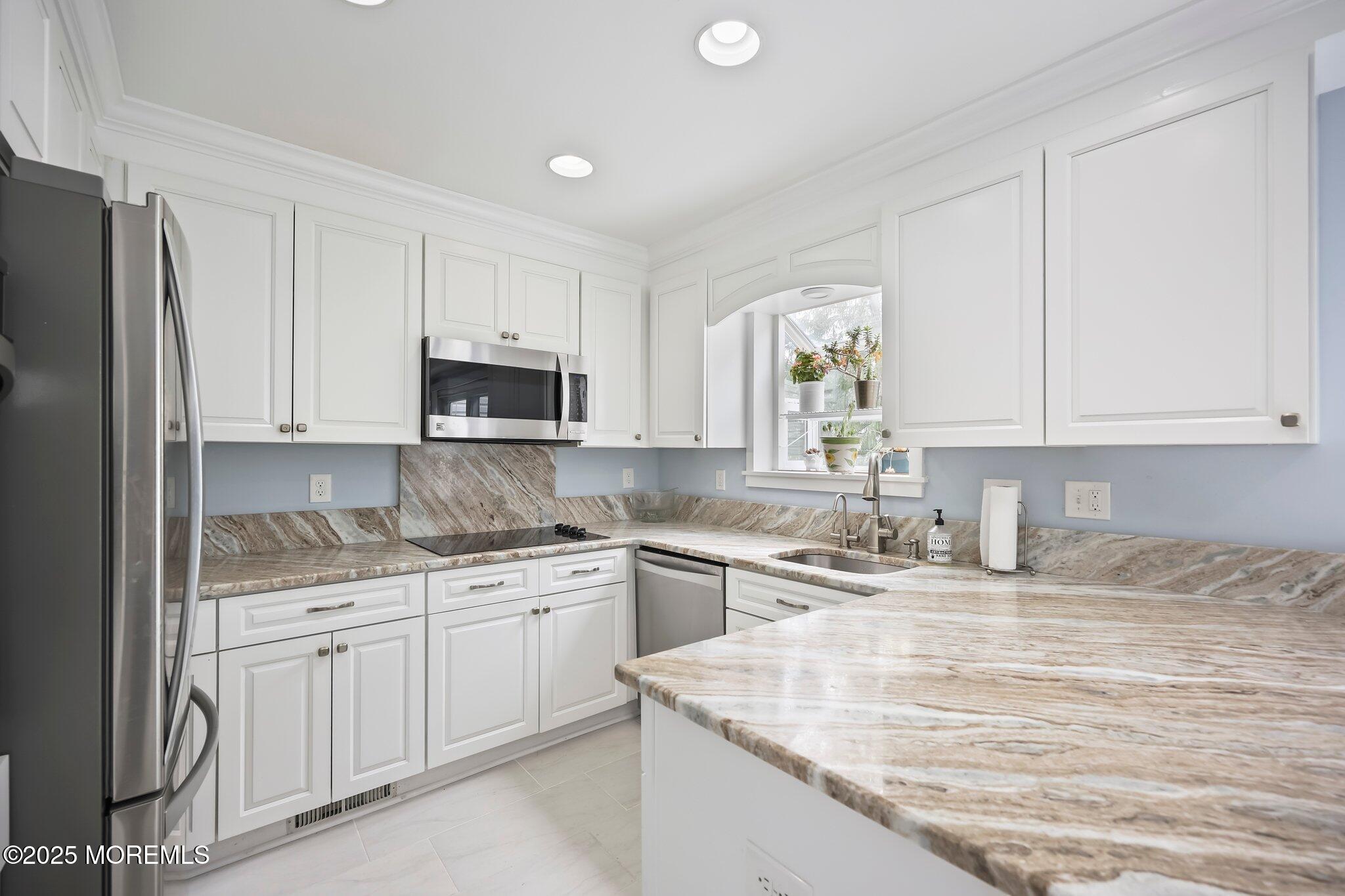 7 Colonial Court, Manalapan, NJ, 07726 image 11