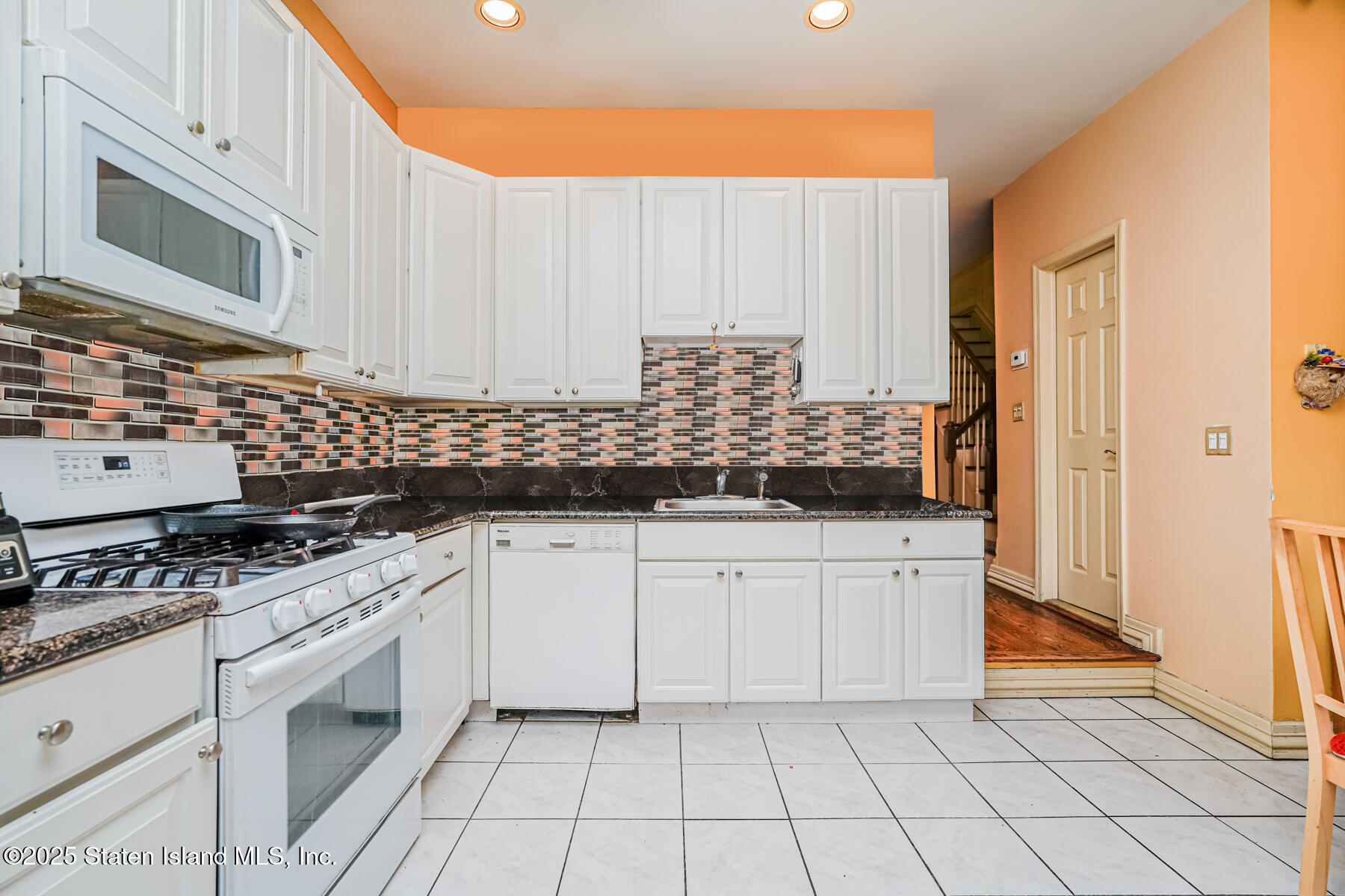 31 Cobblers Lane, Staten Island, NY, 10304 image 6