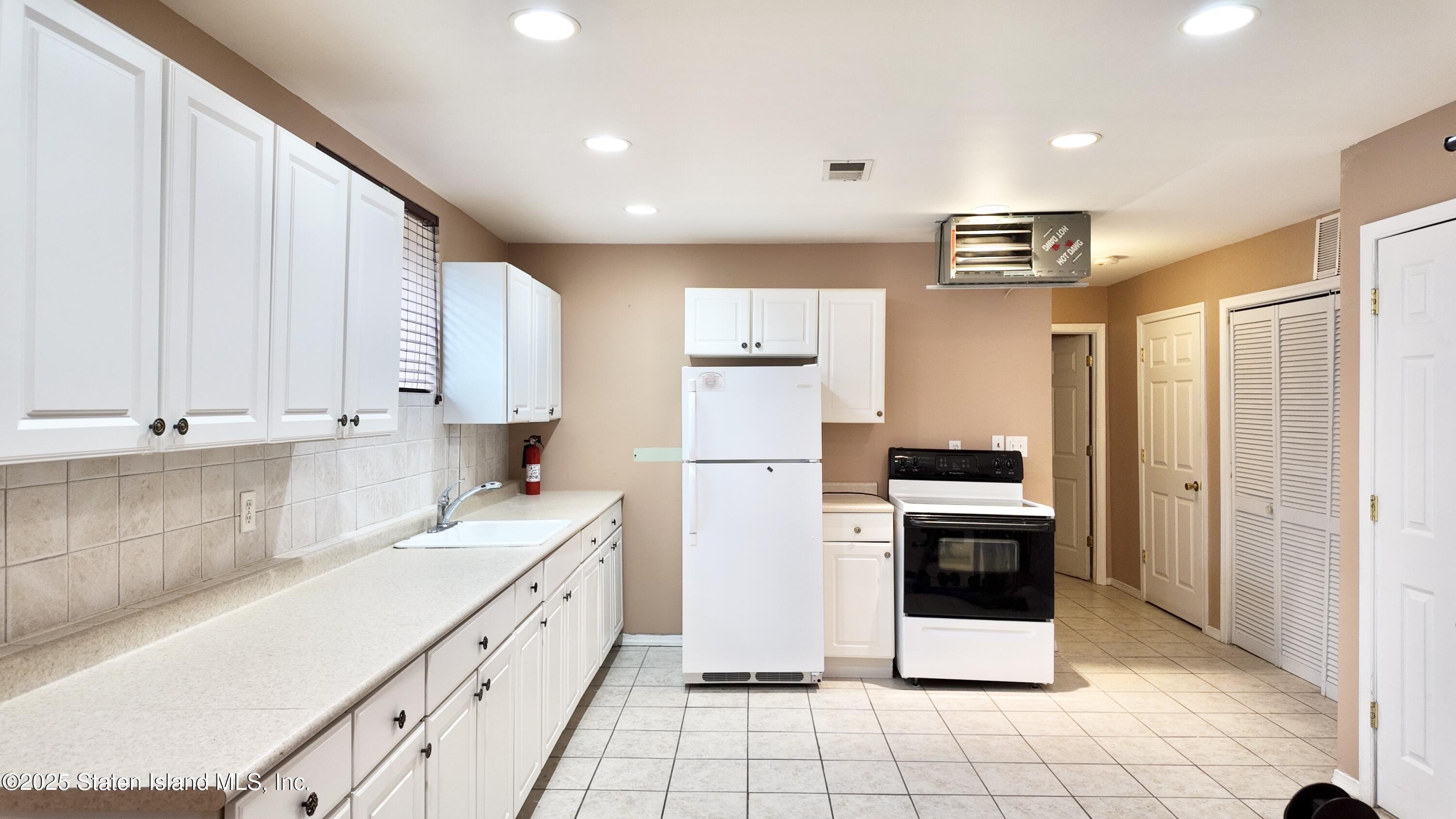 88 Meagan Loop, Staten Island, NY, 10307 image 26