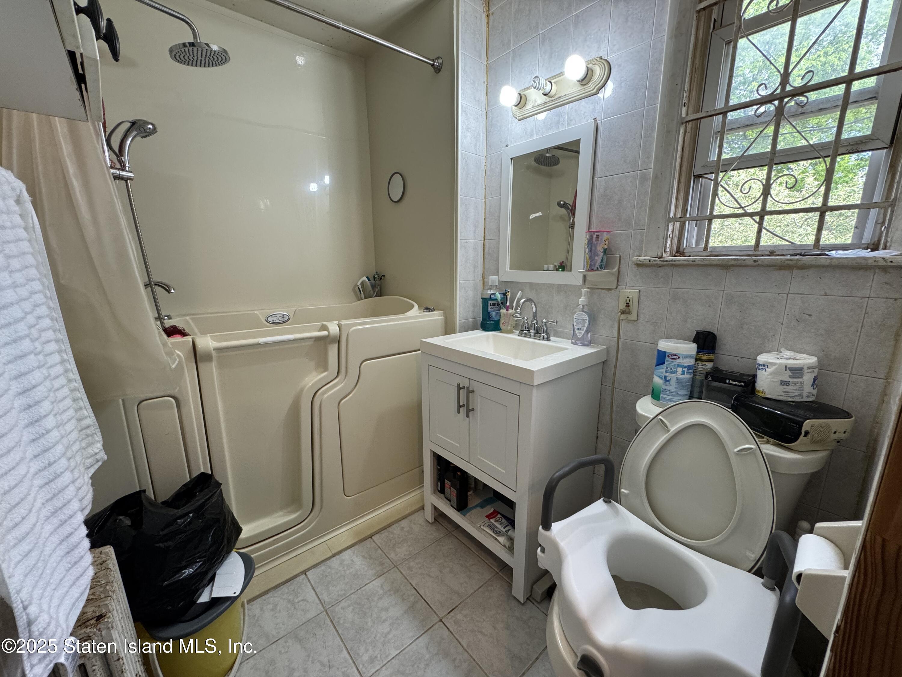 242 Vanderbilt Avenue, Staten Island, NY, 10304 image 13