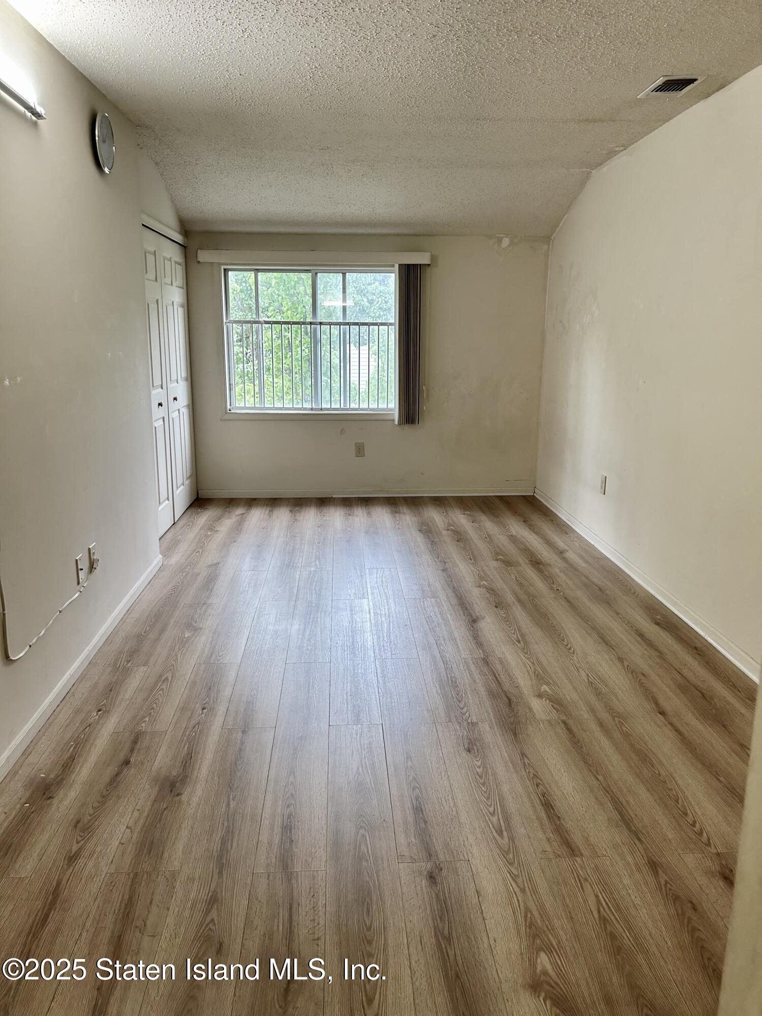 71 Emily Lane, Staten Island, NY, 10312 image 7