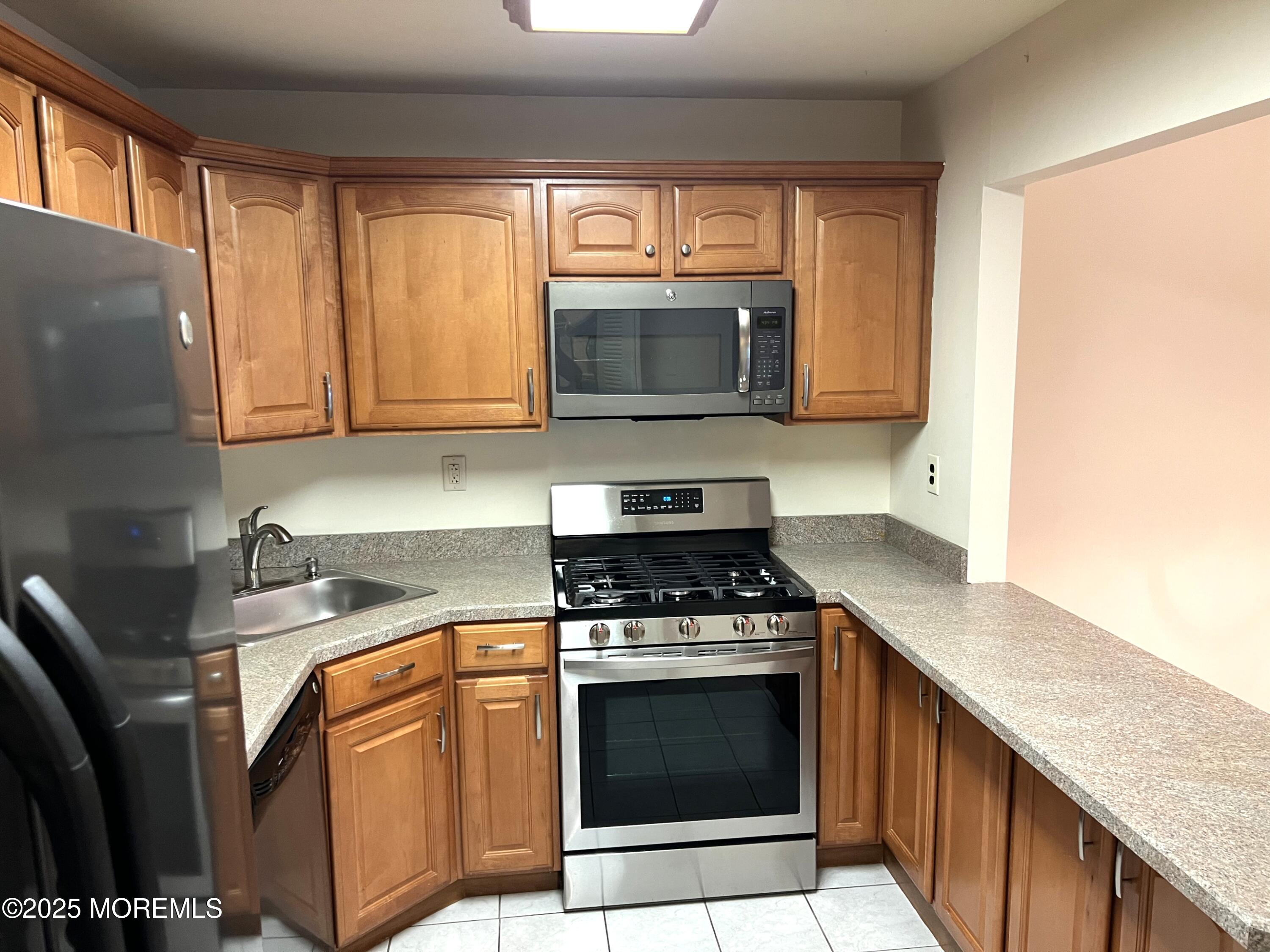 78 Cranberry Court, Red Bank, NJ, 07701 image 12