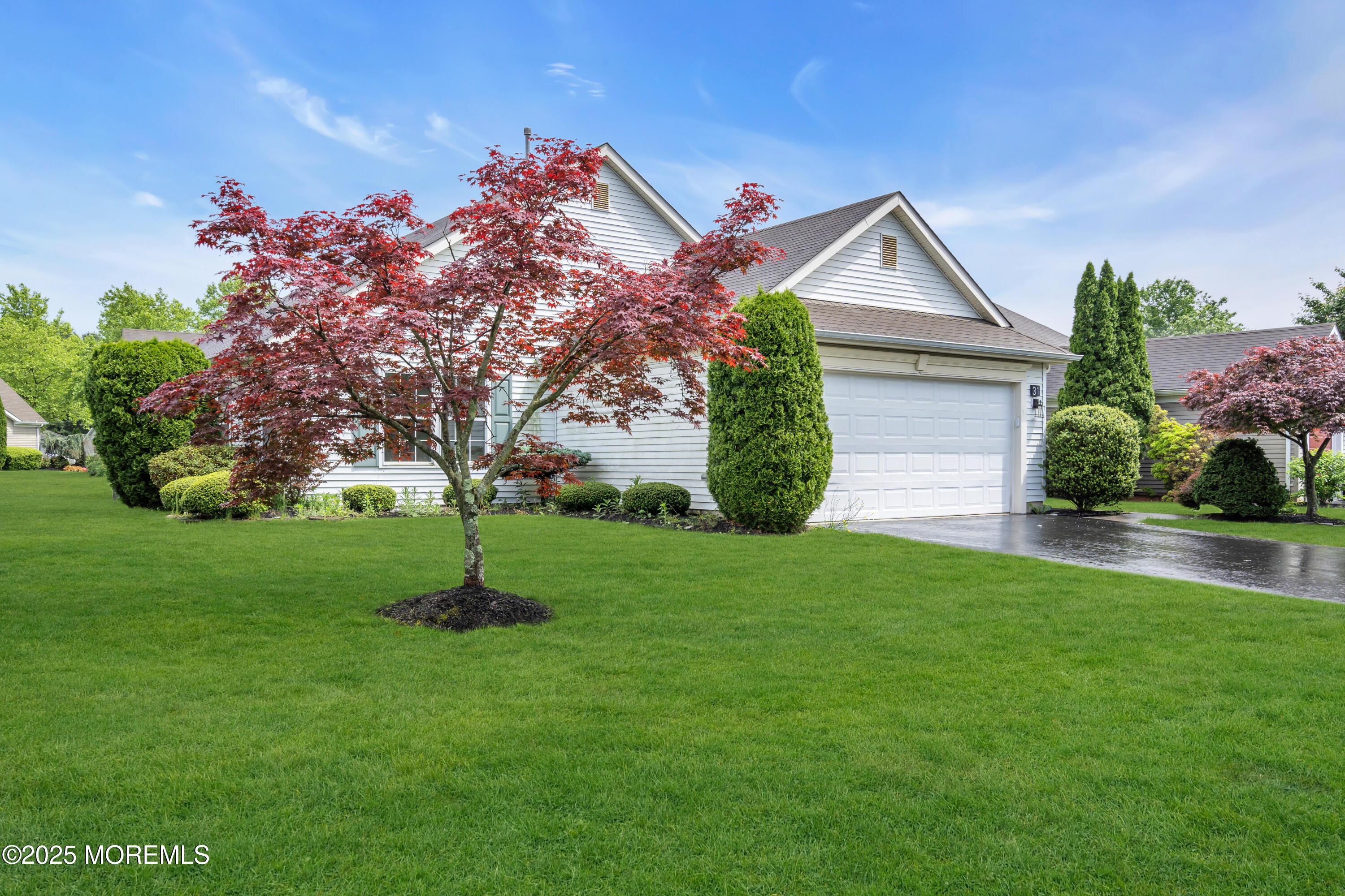 31 Oakmont Road Image 1