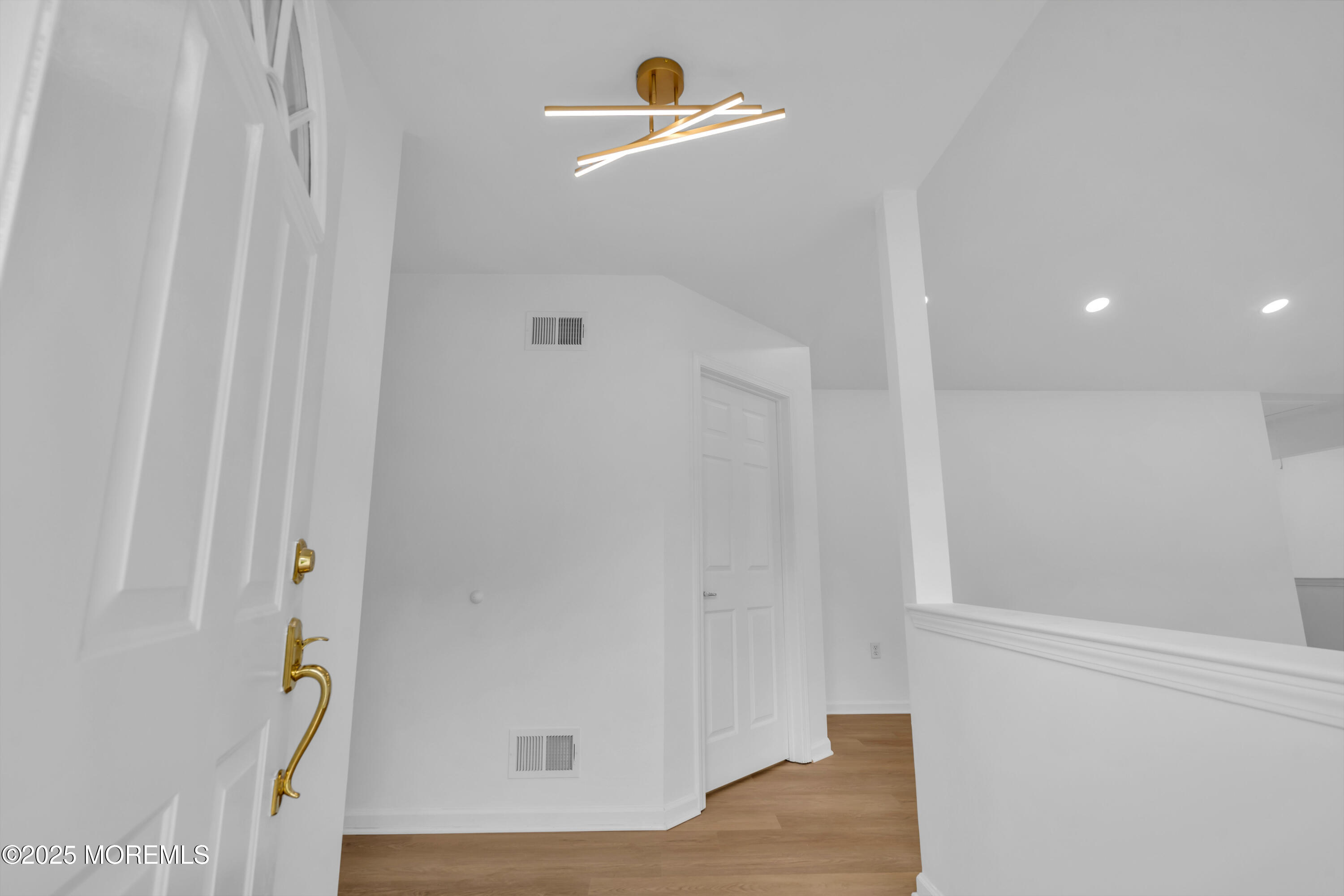 31 Oakmont Road Image 3