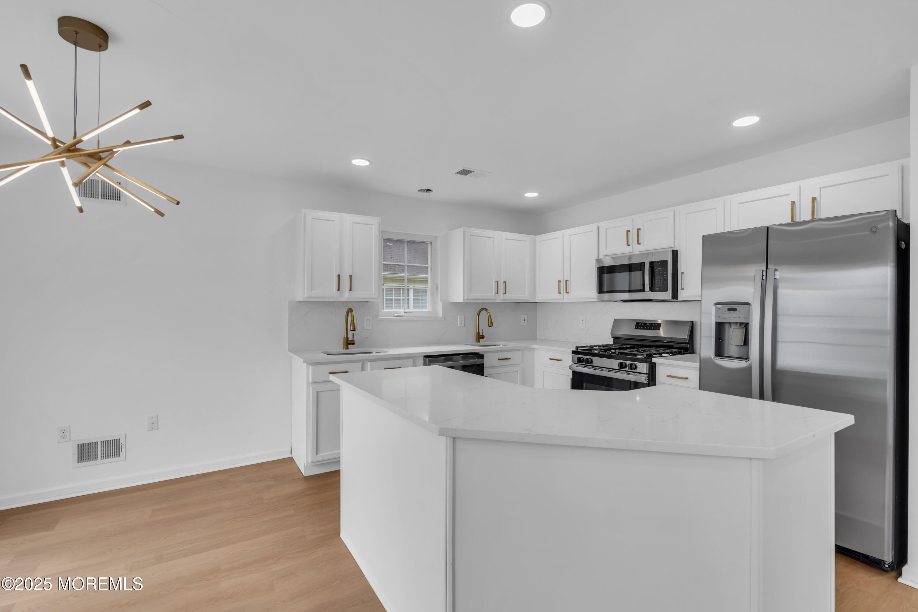 31 Oakmont Road, Lakewood, NJ, 08701 image 21