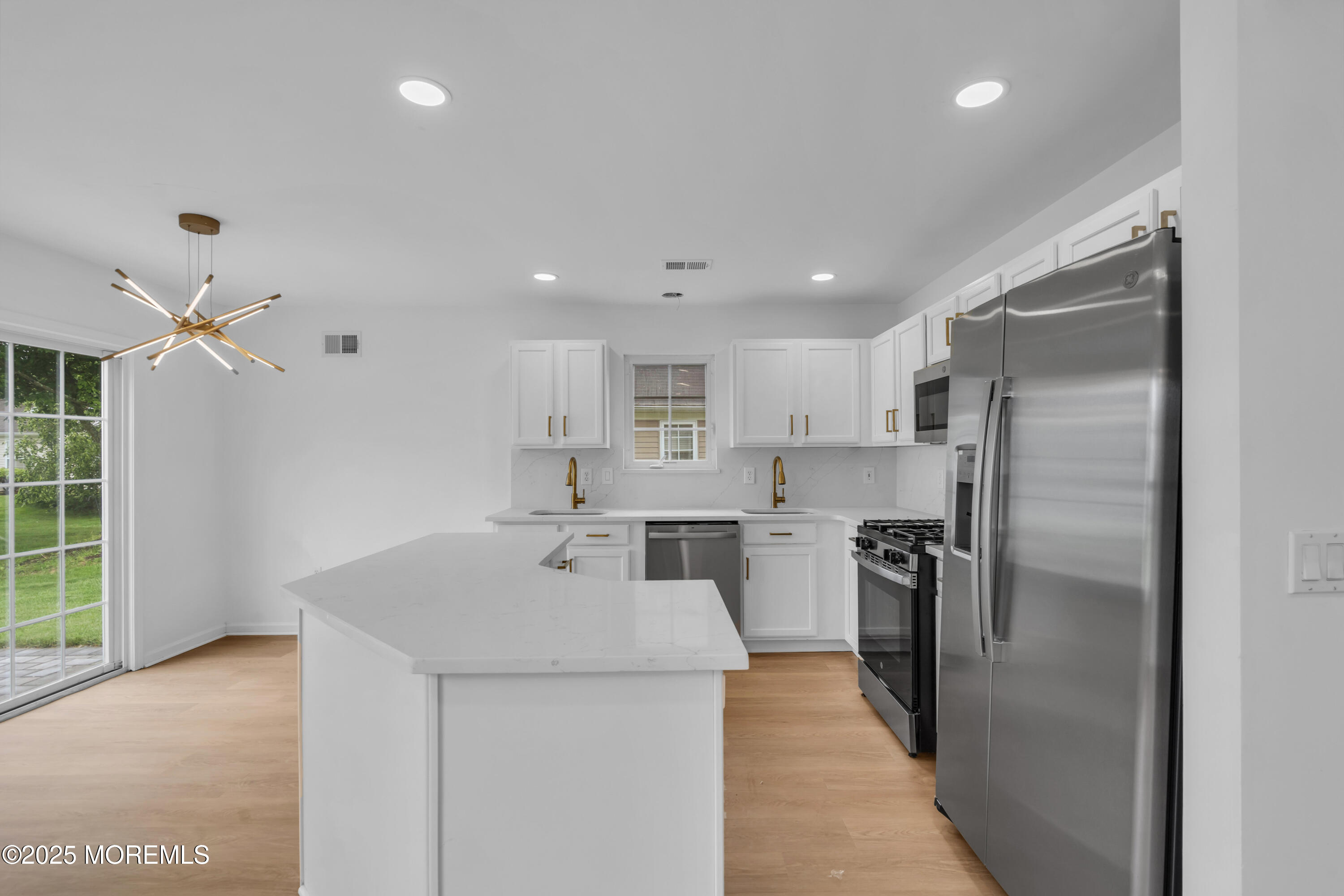 31 Oakmont Road, Lakewood, NJ, 08701 image 22