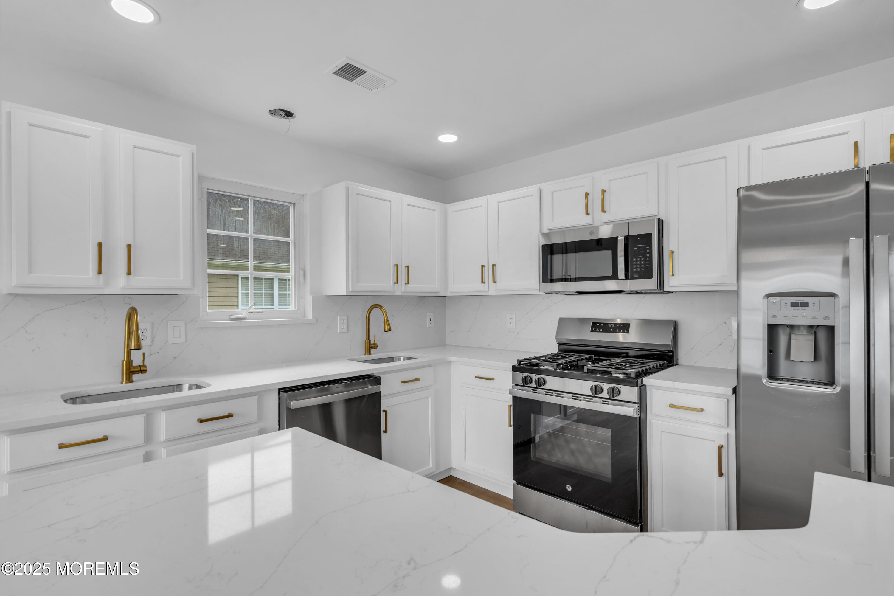 31 Oakmont Road, Lakewood, NJ, 08701 image 24