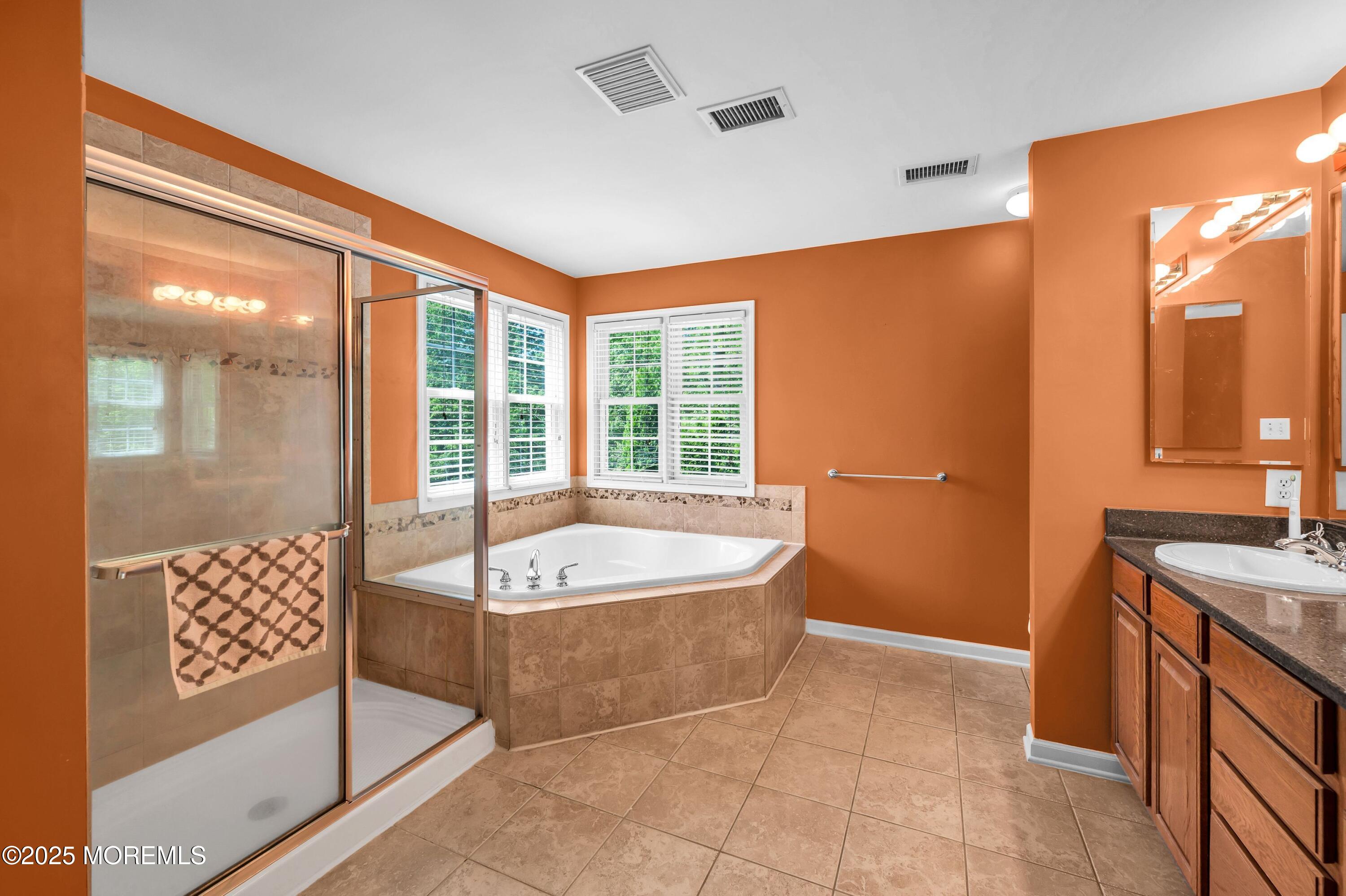 5 Trumbull Court, Jackson, NJ, 08527 image 23