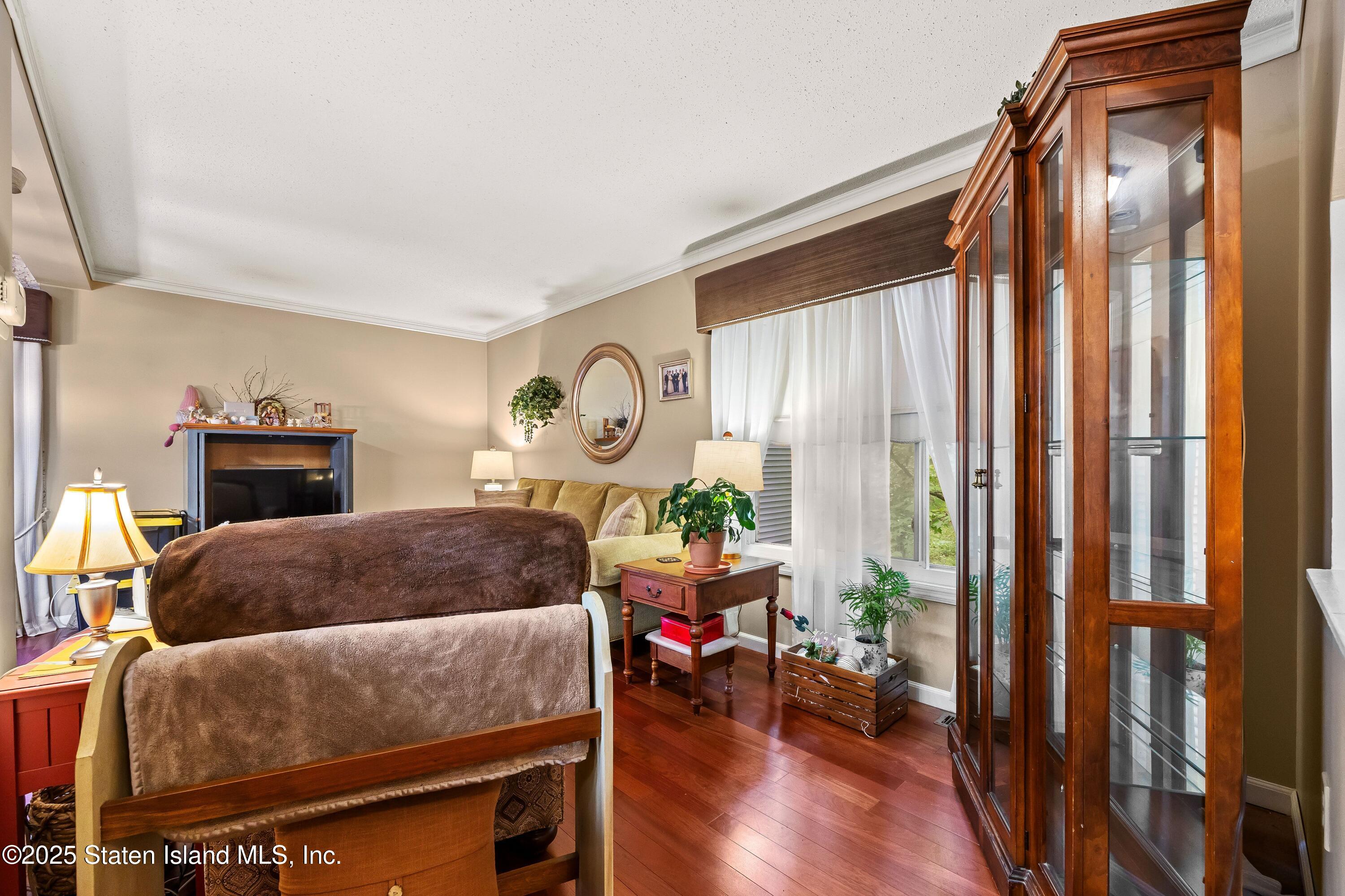 614 Ilyssa Way, Staten Island, NY, 10312 image 12