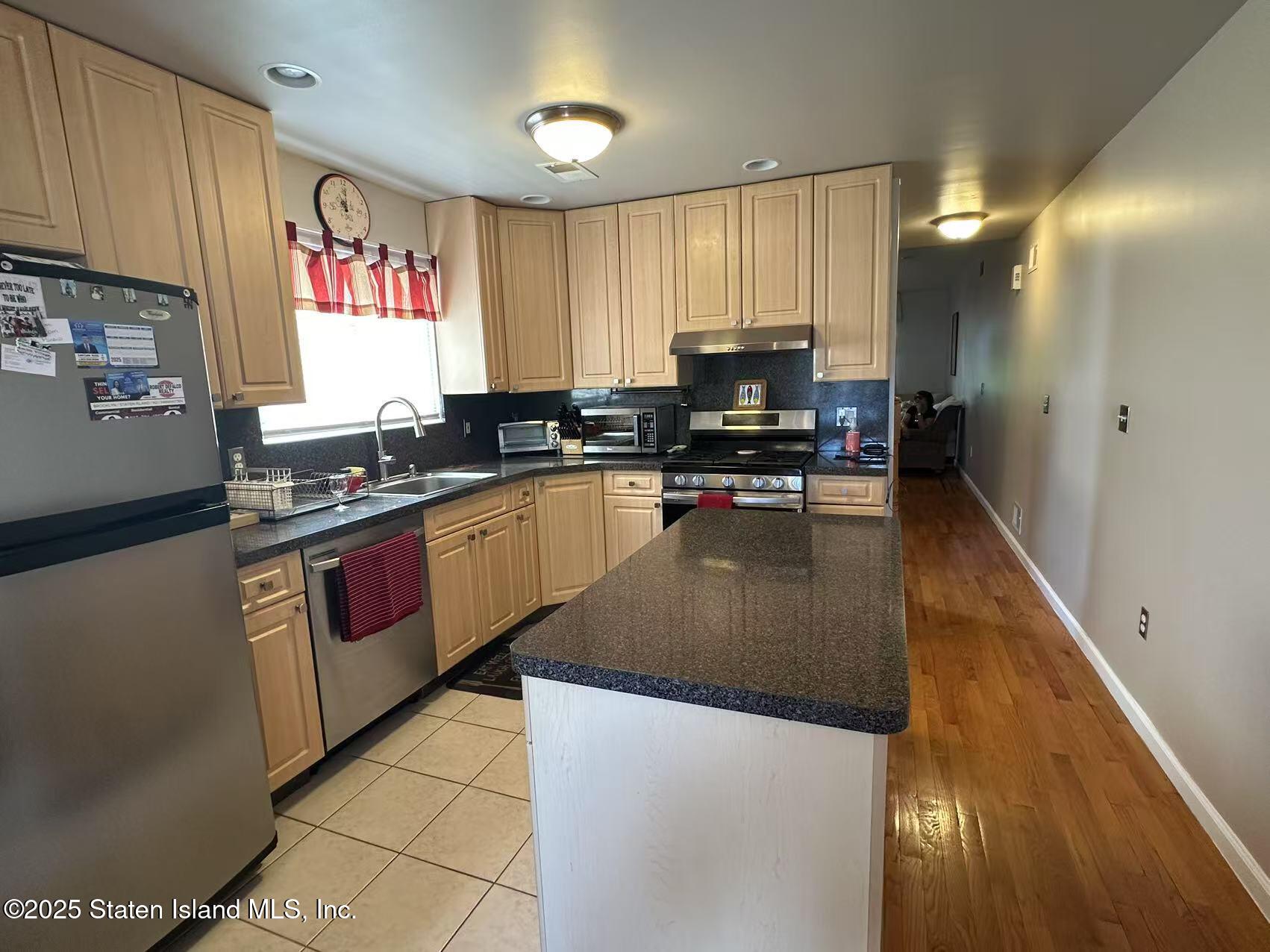 357 Cromwell Avenue, Staten Island, NY, 10305 image 9