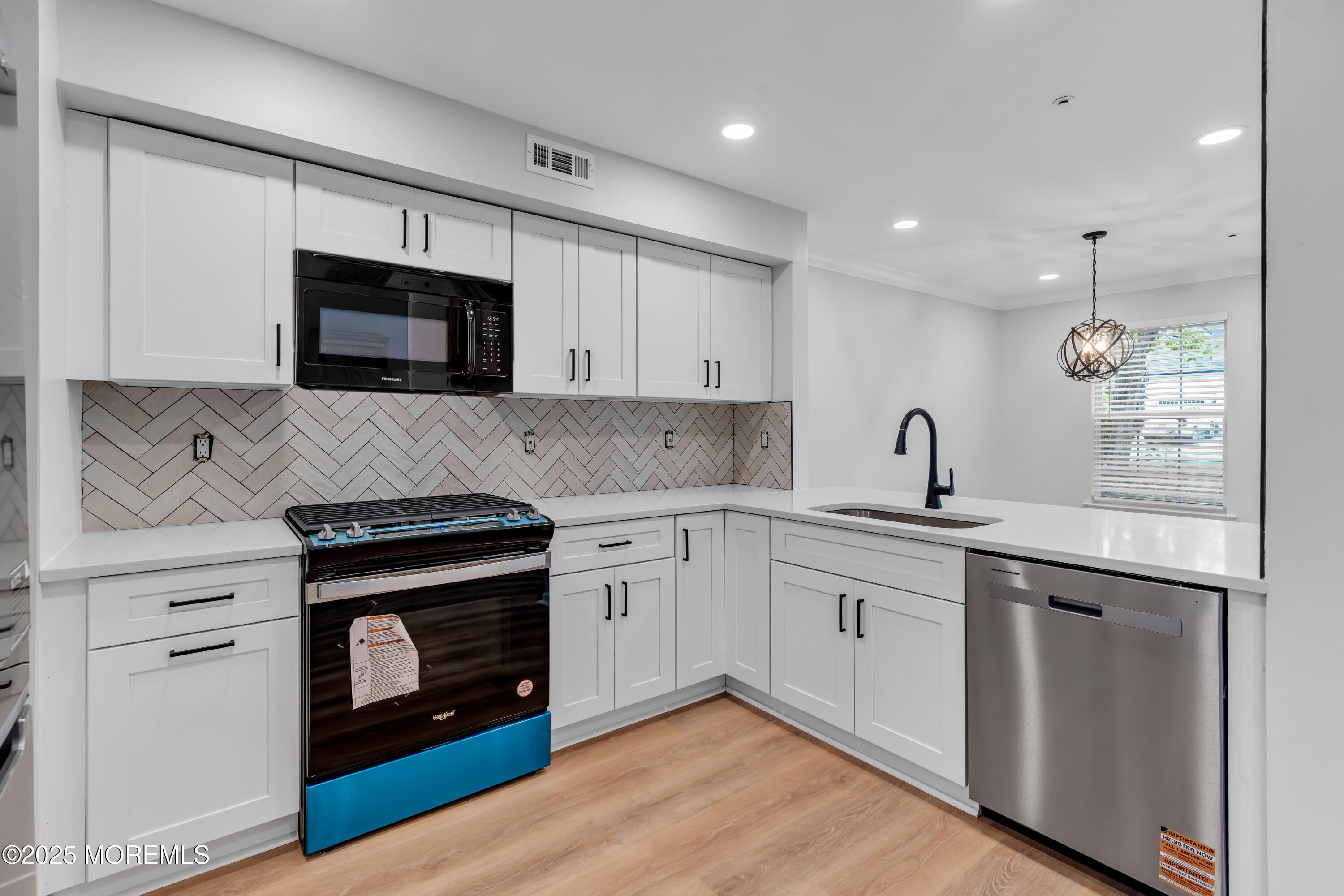 443 Lexington Avenue Image 1