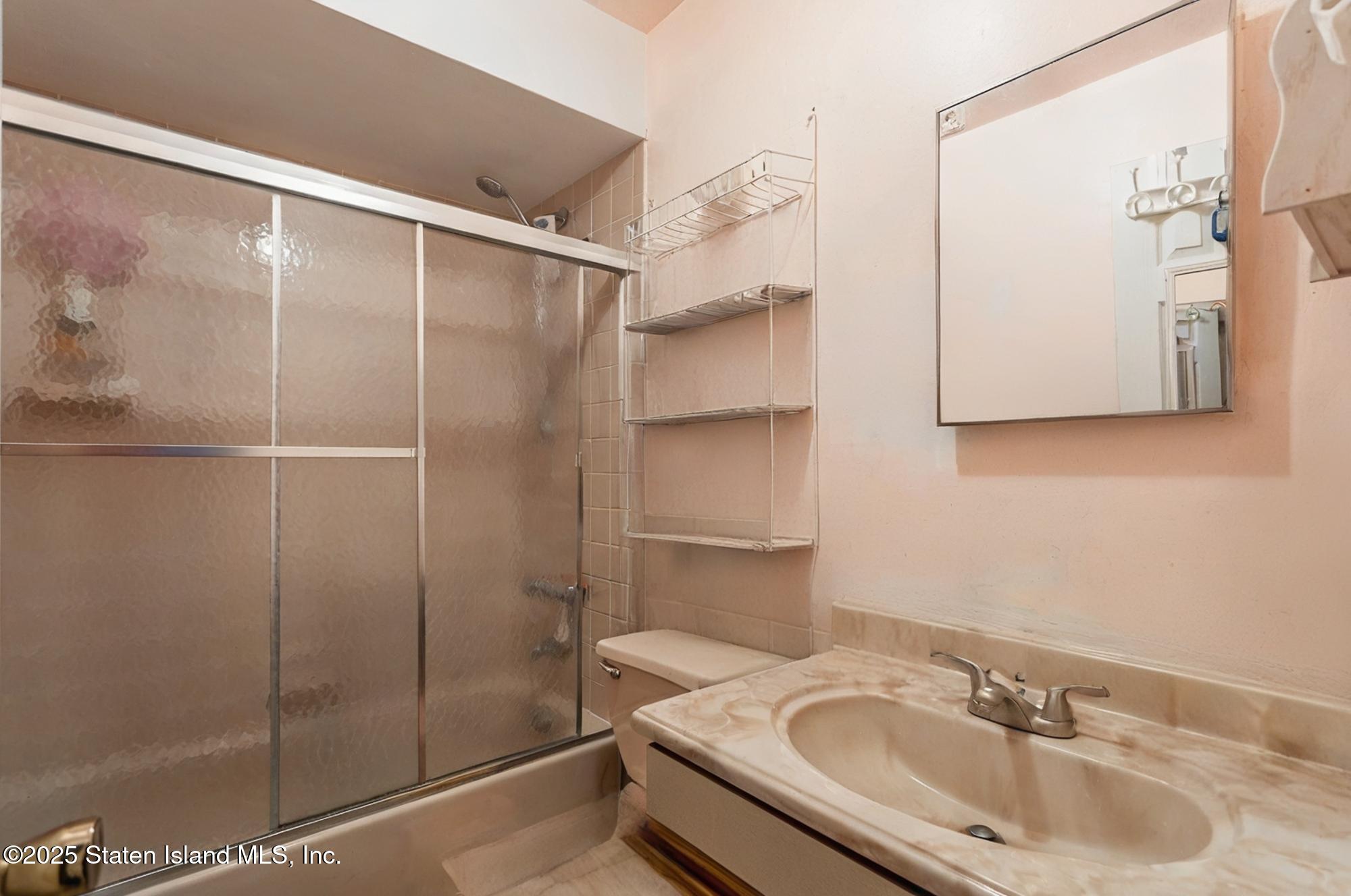 1054 Rensselaer Avenue, Staten Island, NY, 10309 image 25