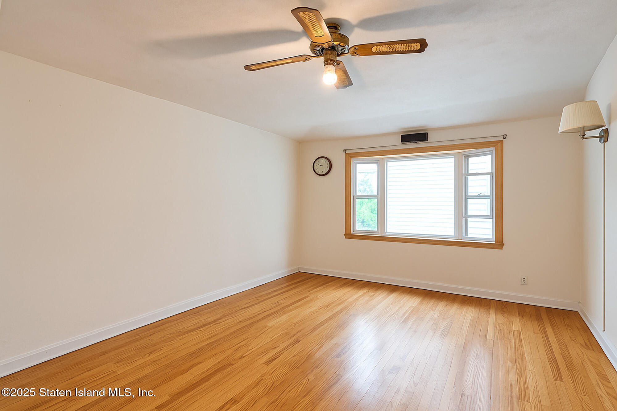 1054 Rensselaer Avenue, Staten Island, NY, 10309 image 17