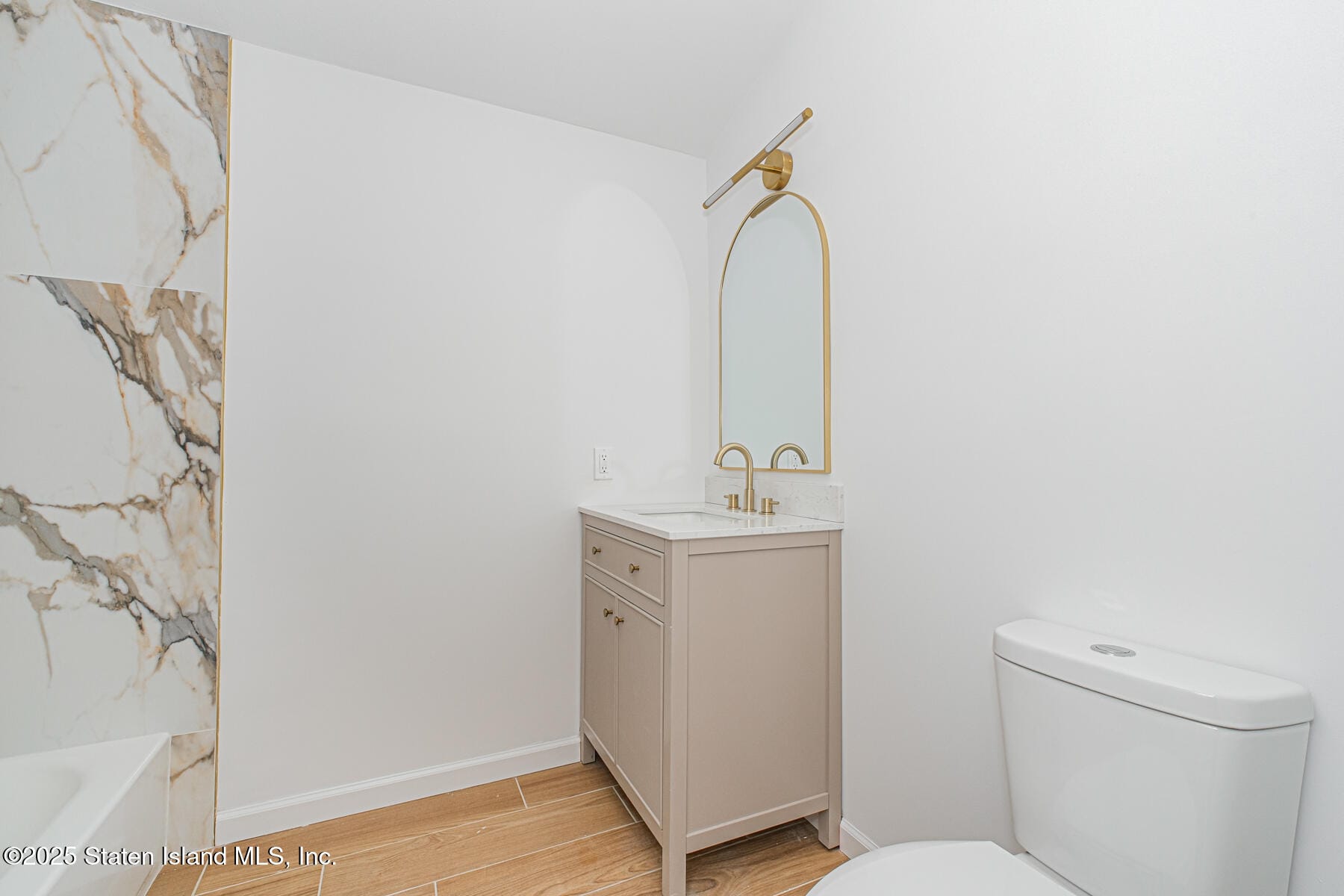 22 Greenfield Court, Staten Island, NY, 10304 image 6