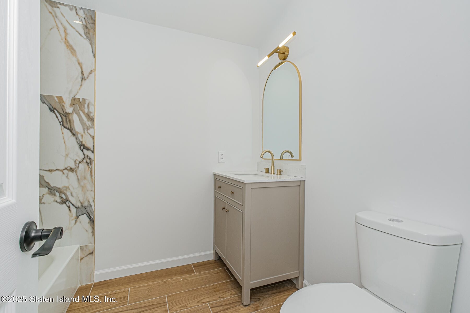 22 Greenfield Court, Staten Island, NY, 10304 image 9