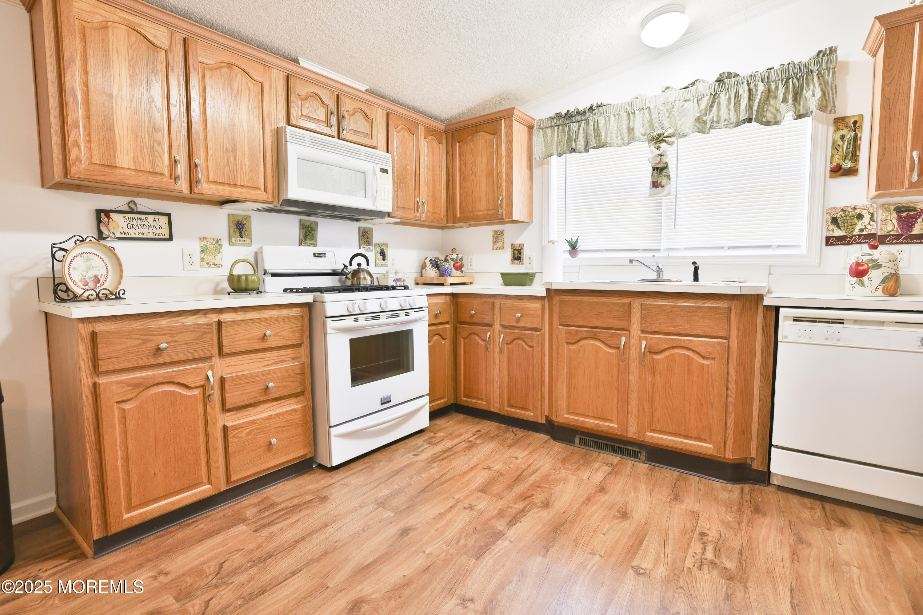 39 Goldenrod Place, Jackson, NJ, 08527 image 8