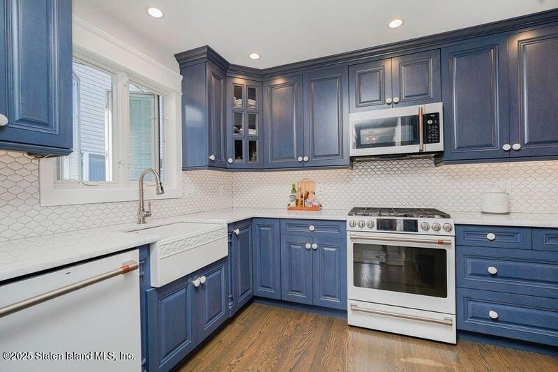 229 Mallory Avenue, Staten Island, NY, 10305 image 13