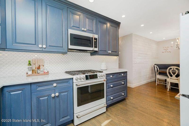 229 Mallory Avenue, Staten Island, NY, 10305 image 15