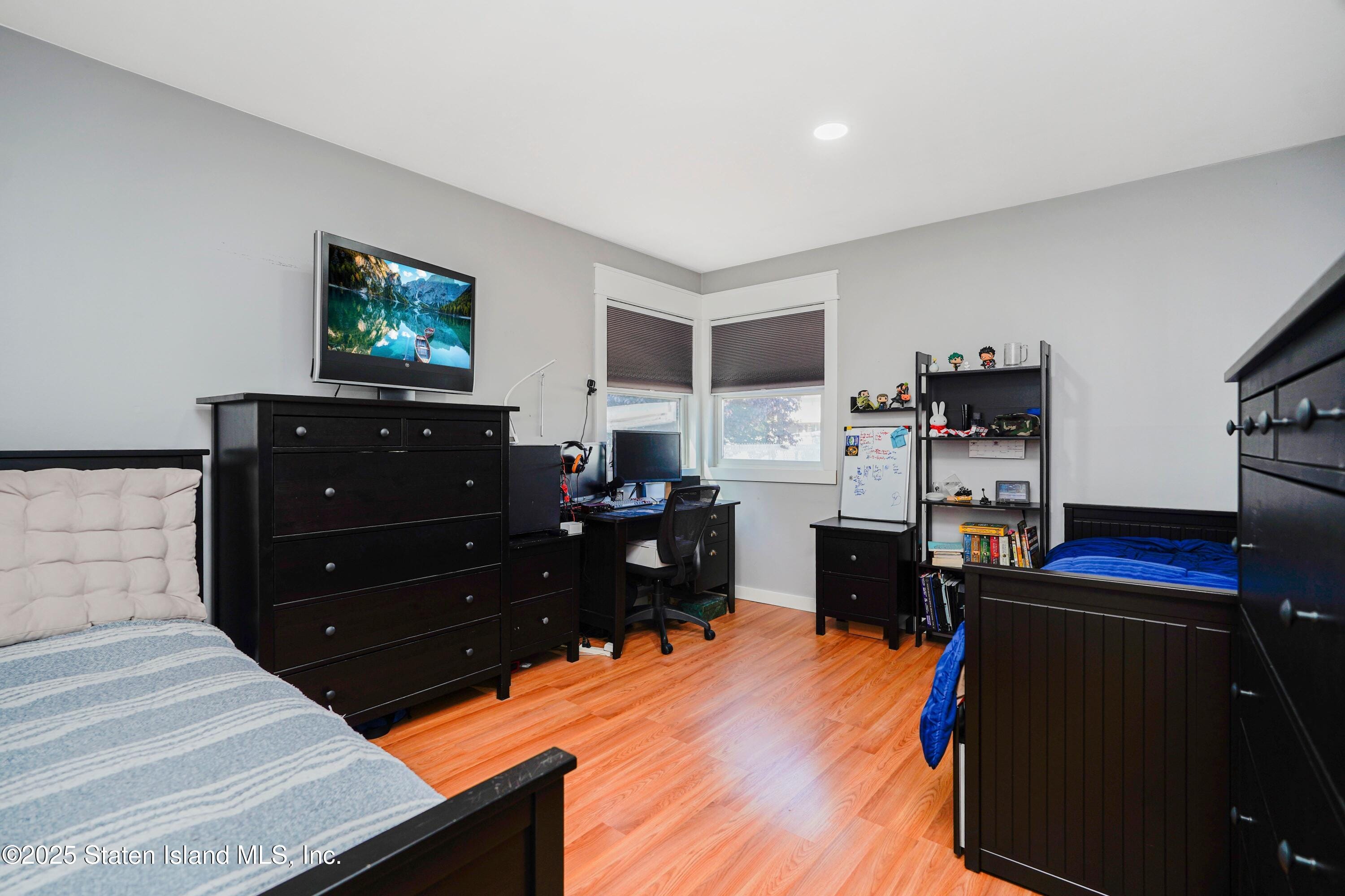 229 Mallory Avenue, Staten Island, NY, 10305 image 20