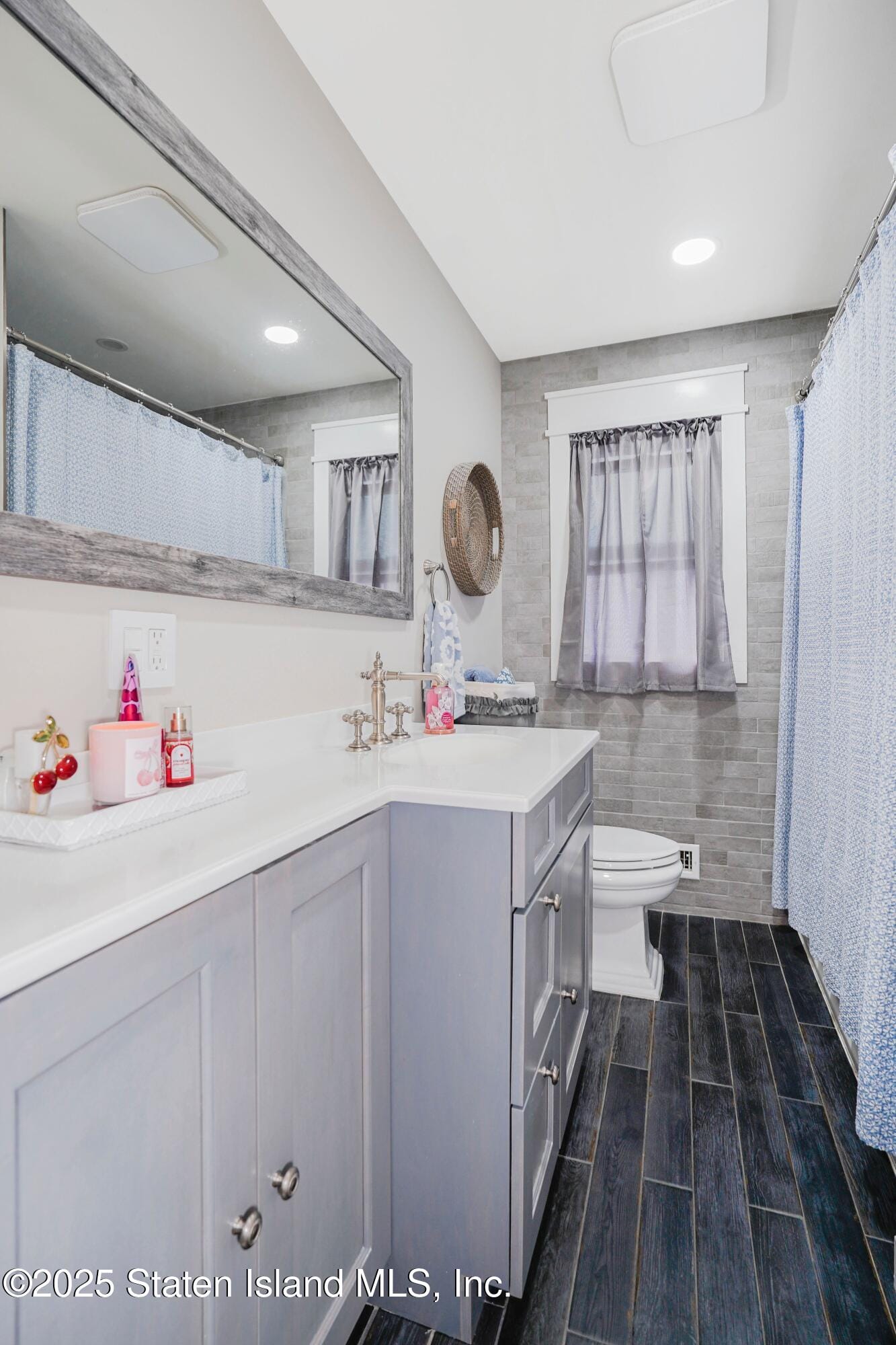 229 Mallory Avenue, Staten Island, NY, 10305 image 23