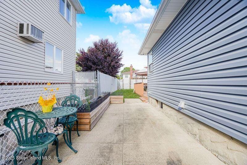 229 Mallory Avenue, Staten Island, NY, 10305 image 30