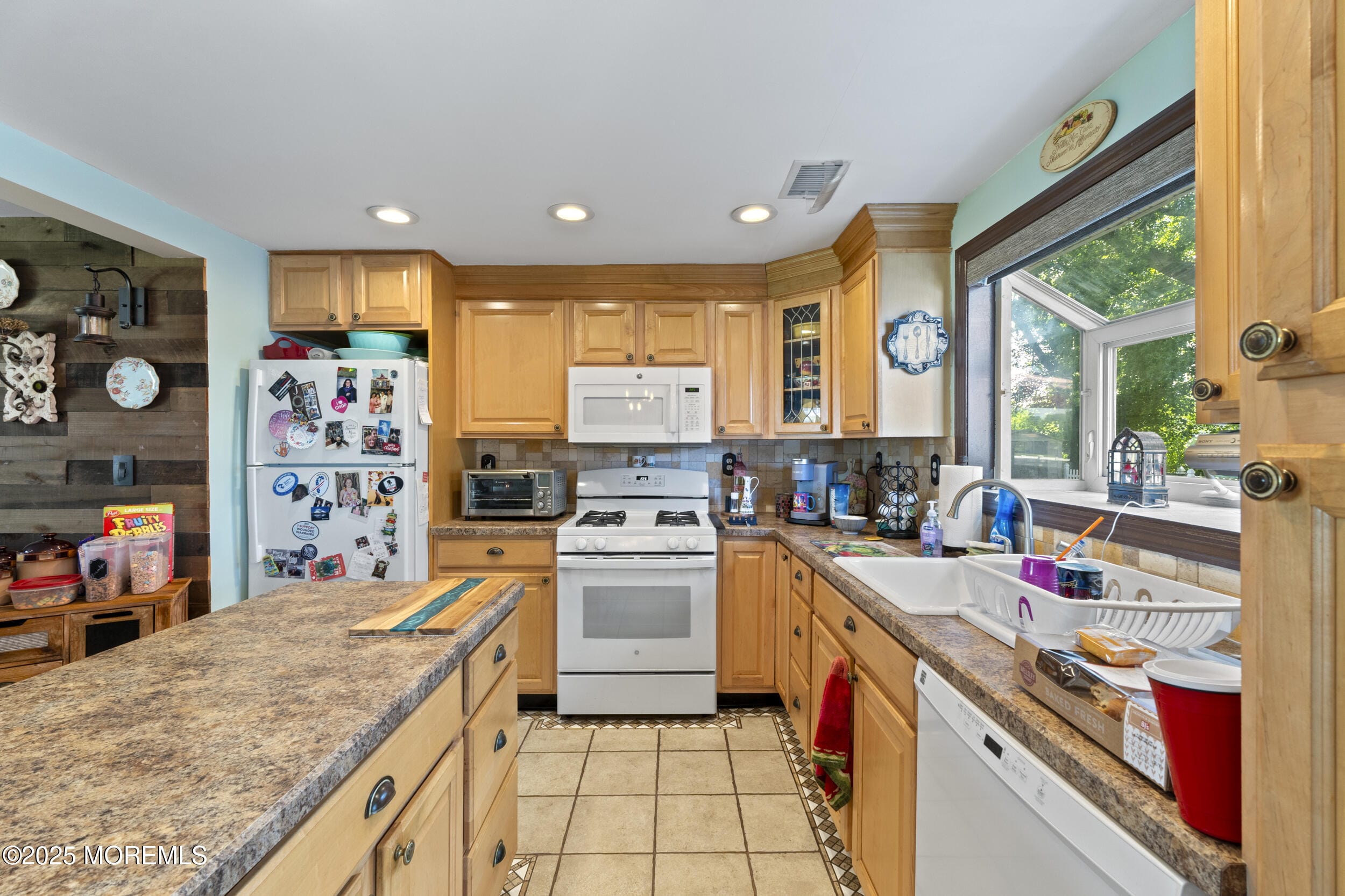 15 Creighton Circle, Old Bridge, NJ, 08857 image 21