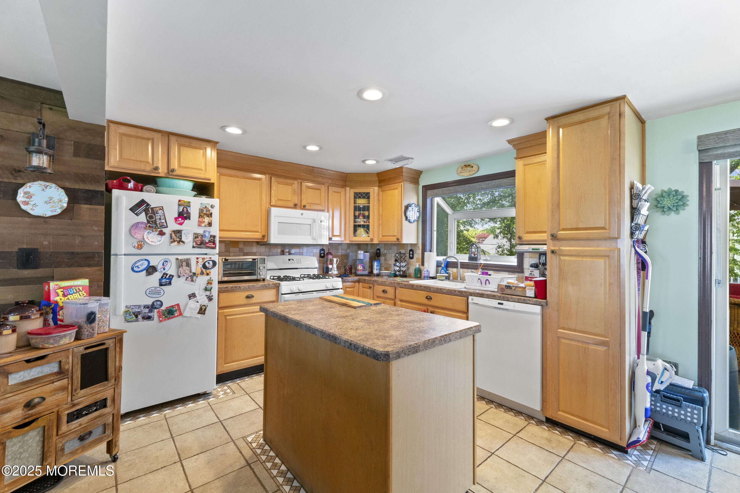 15 Creighton Circle, Old Bridge, NJ, 08857 image 19