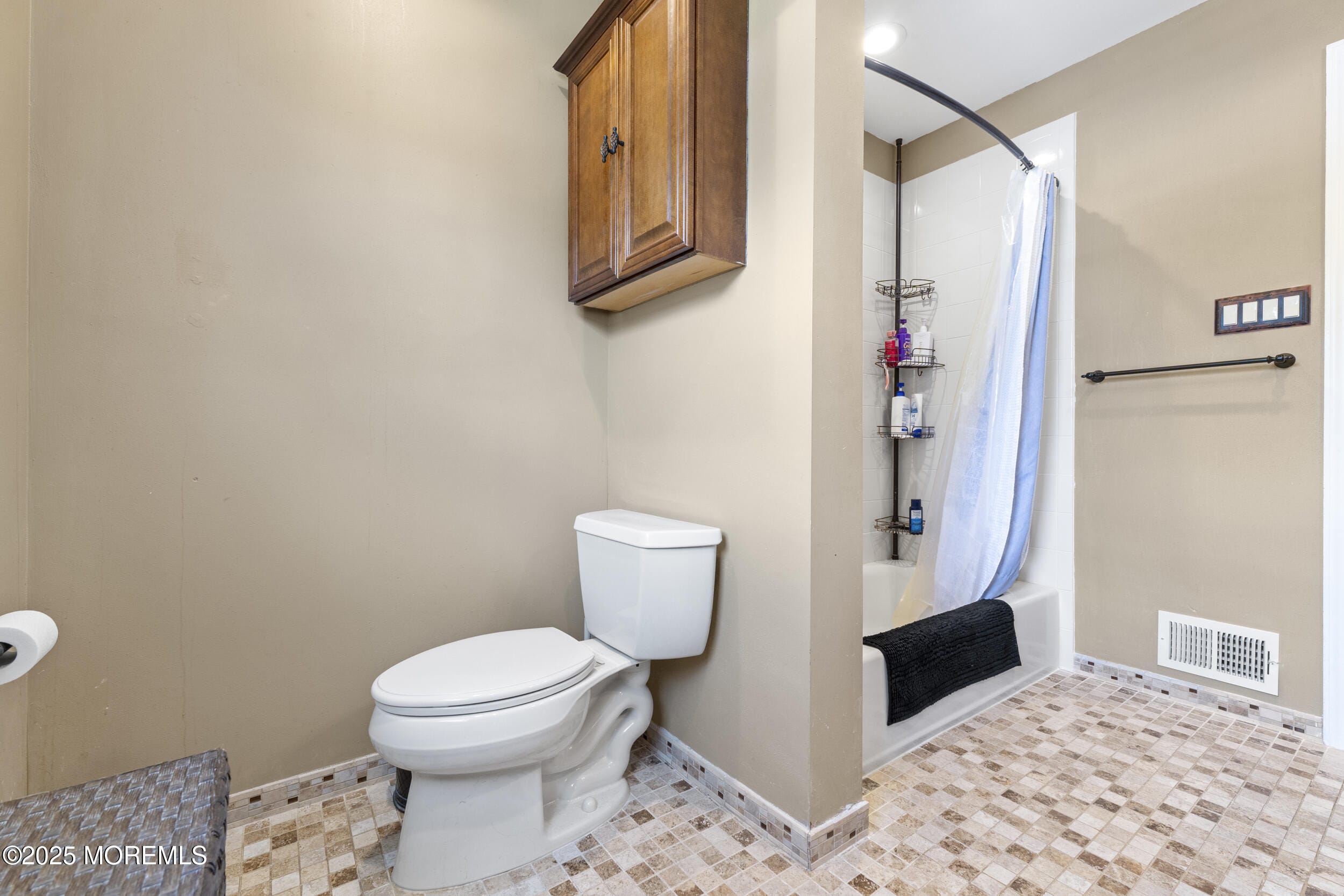 15 Creighton Circle, Old Bridge, NJ, 08857 image 33