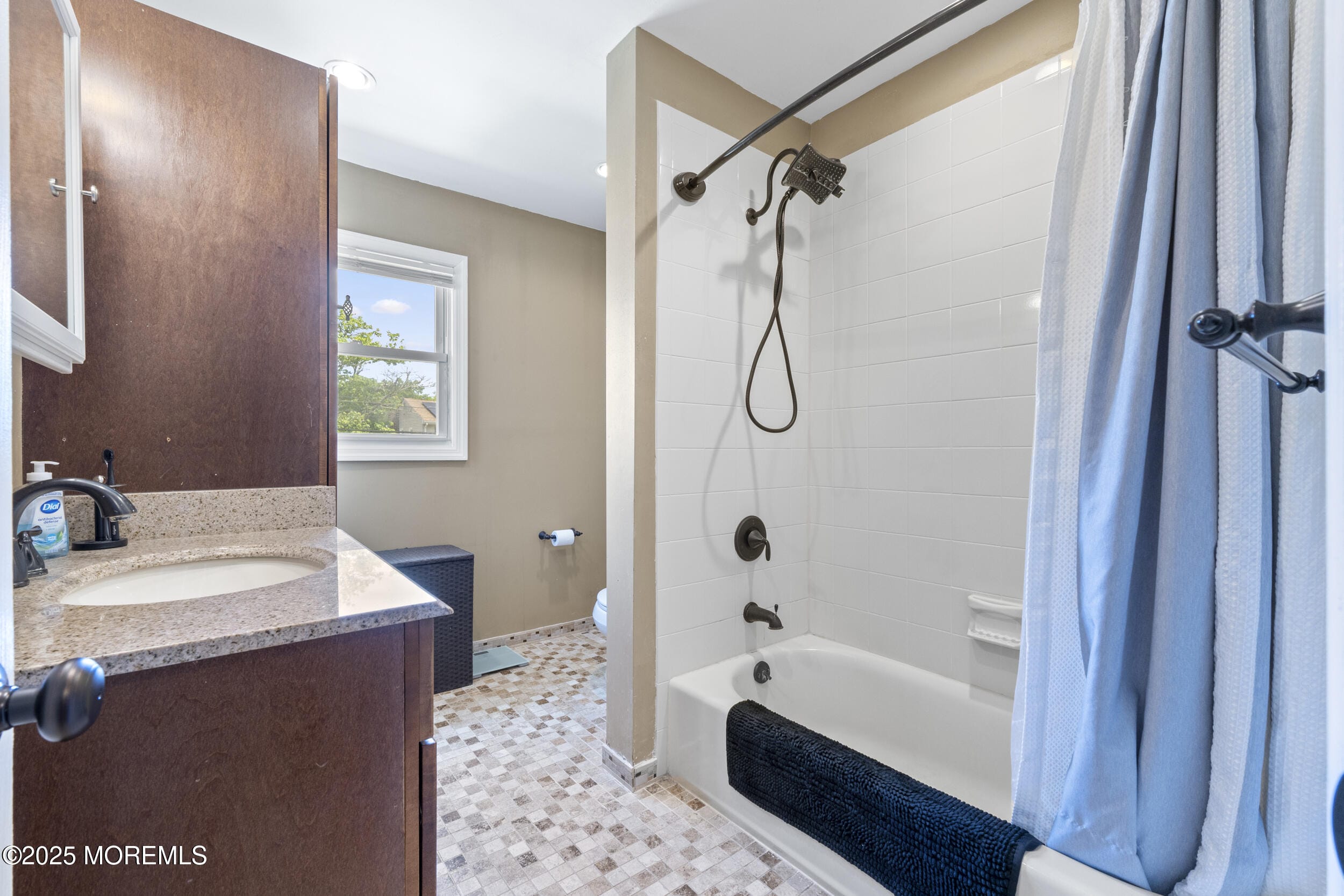 15 Creighton Circle, Old Bridge, NJ, 08857 image 32