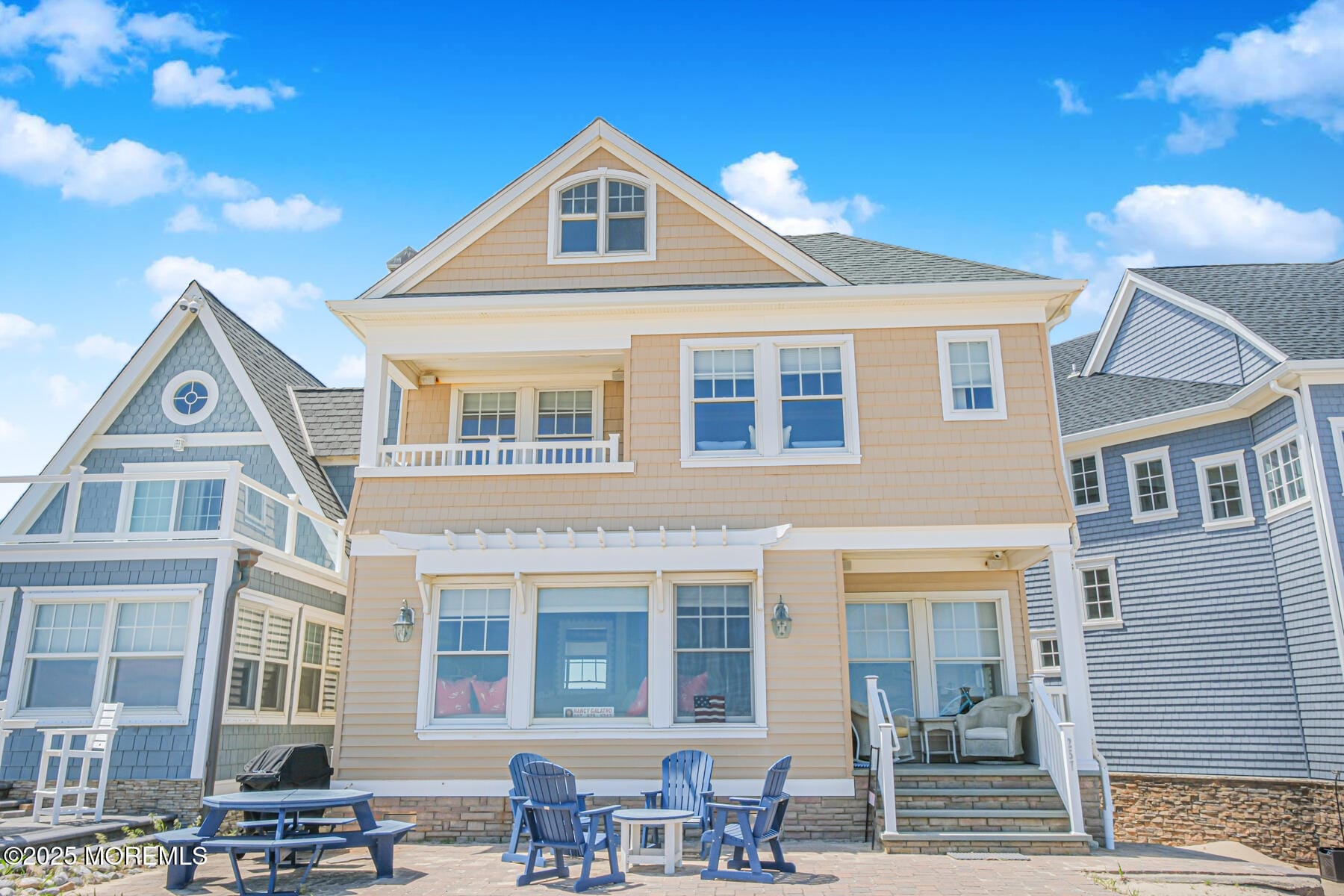 257 Beachfront Image 1