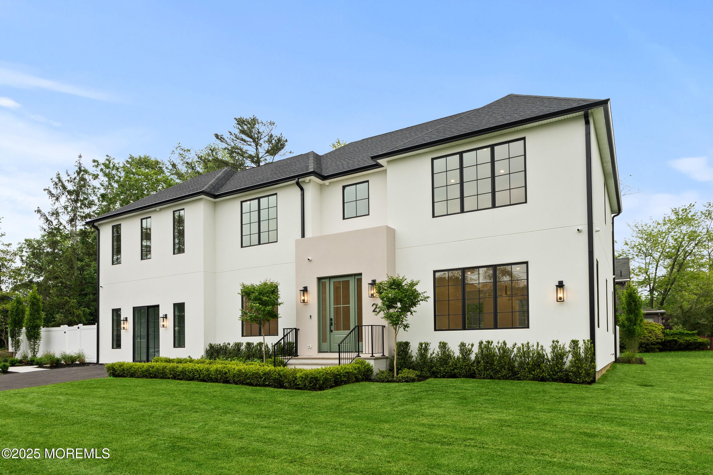 2 Deborah Place Image 1