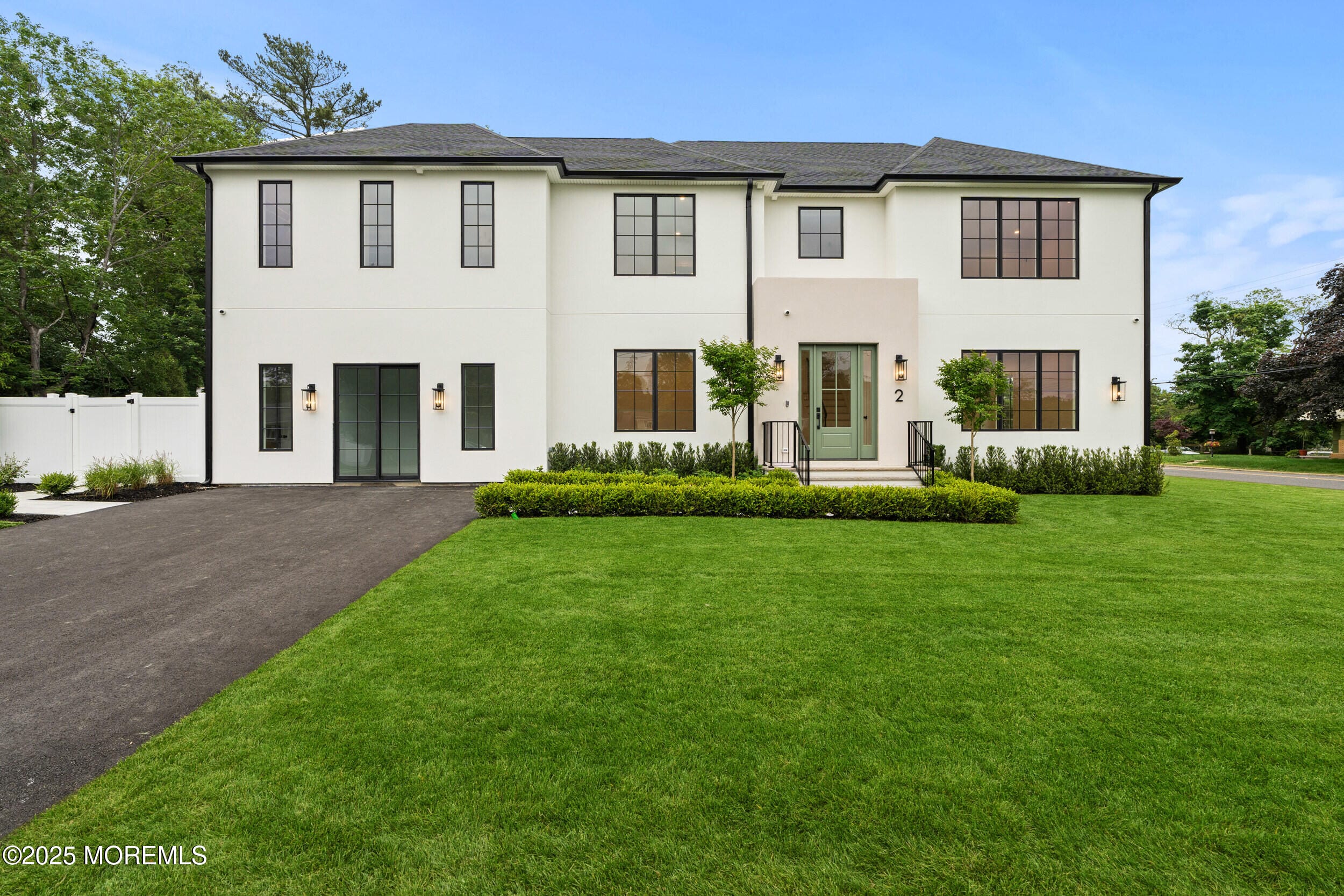 2 Deborah Place Image 4