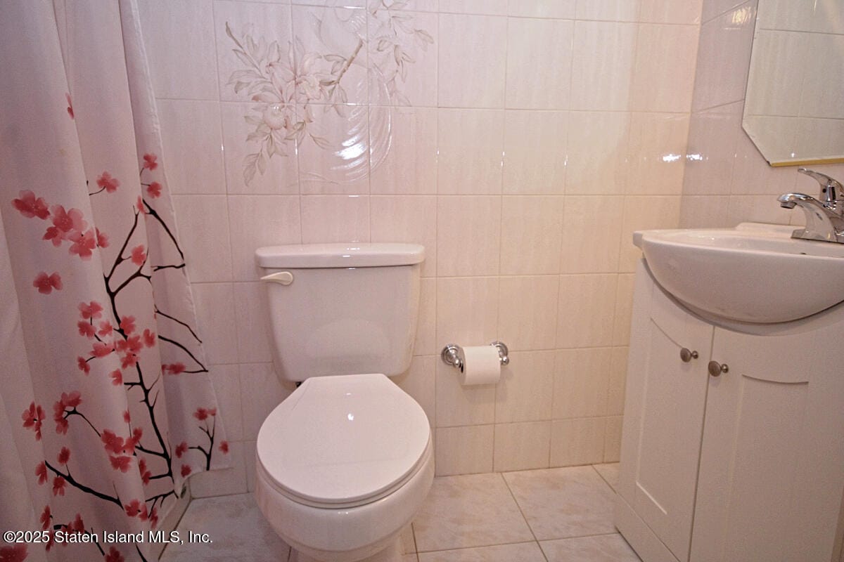 179 Hickory Avenue, Staten Island, NY, 10305 image 18