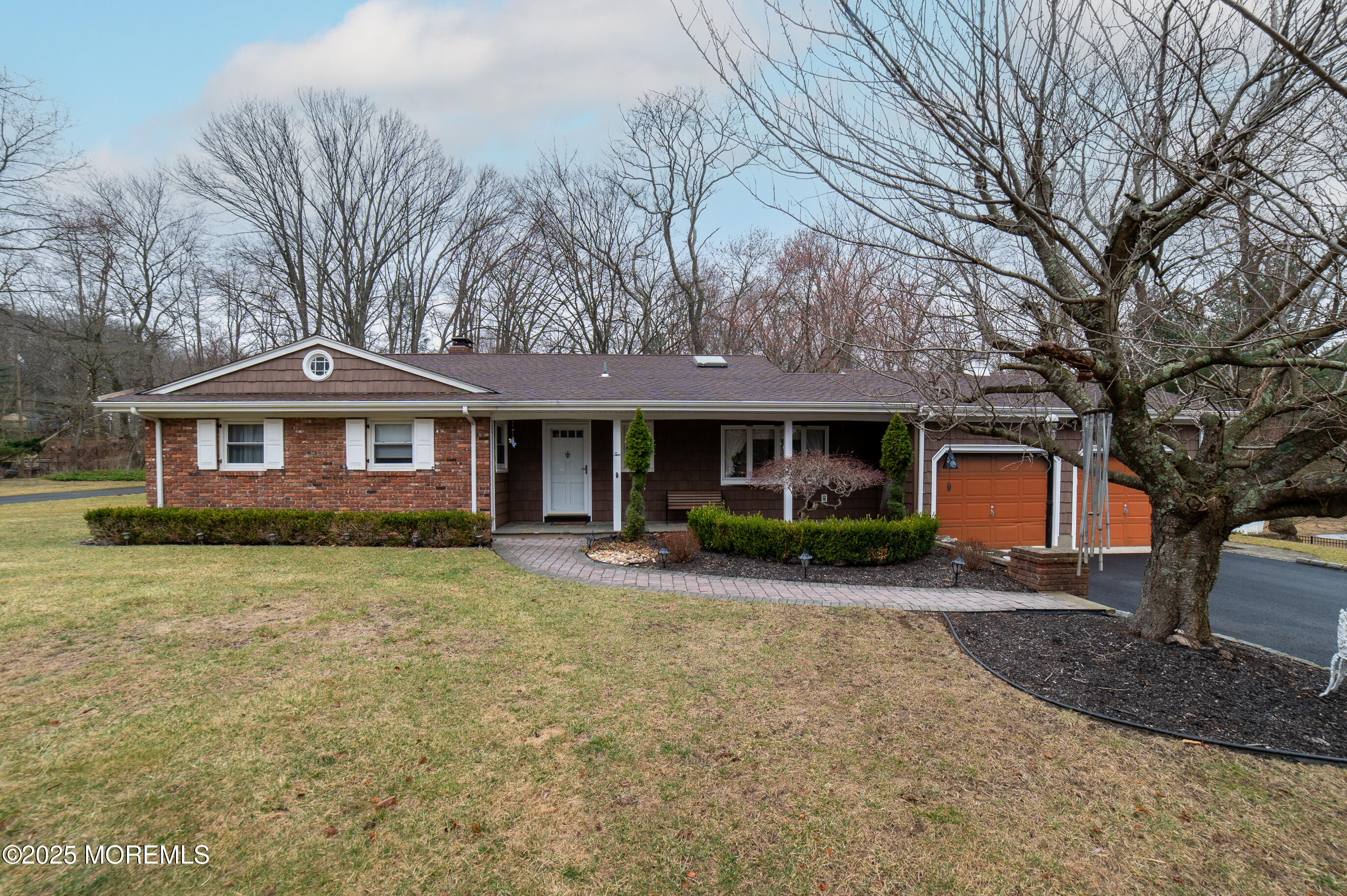 2 Iron Hill Drive, Holmdel, NJ, 07733