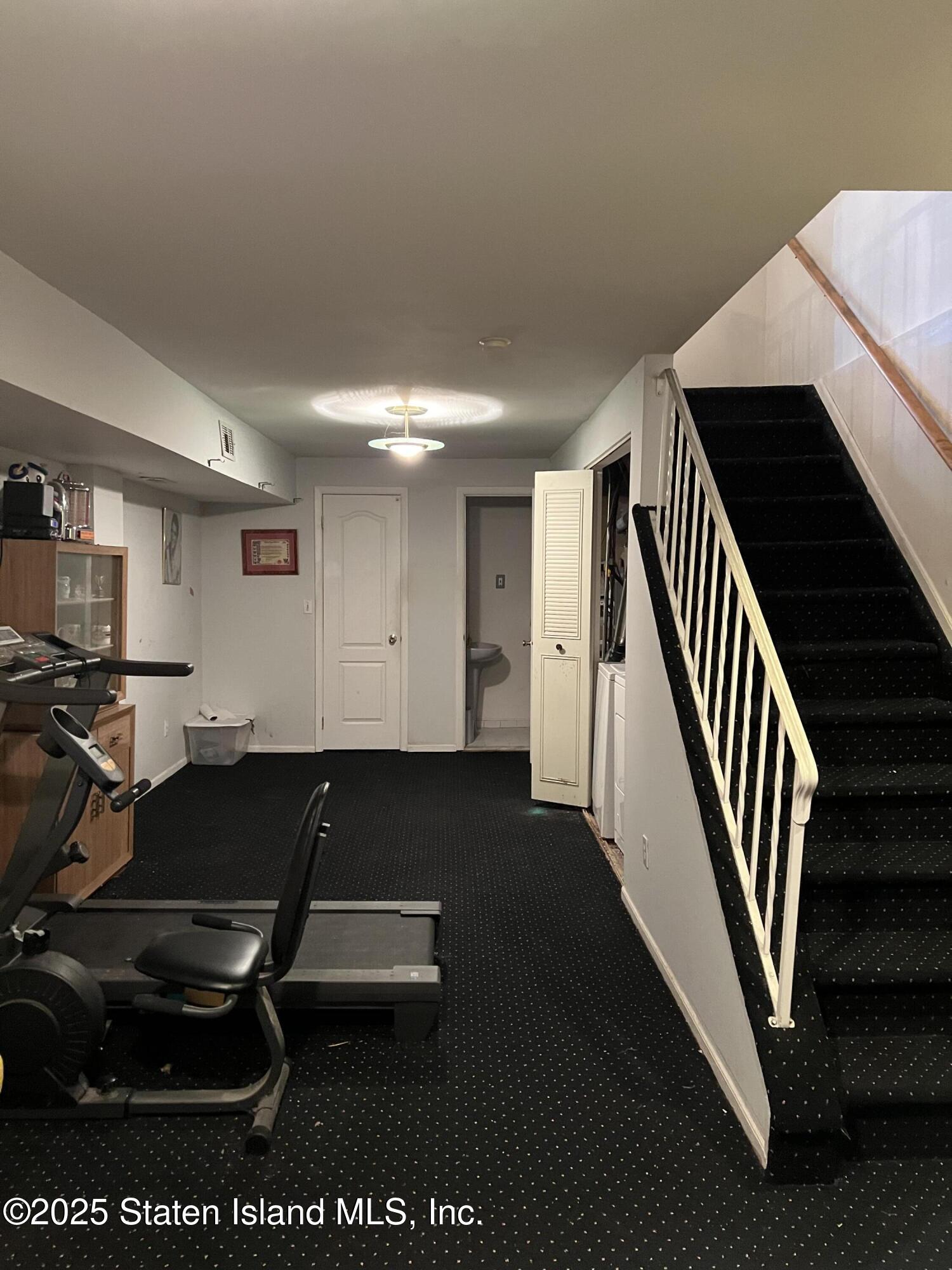 816 Bloomingdale Road, Staten Island, NY, 10309 image 11