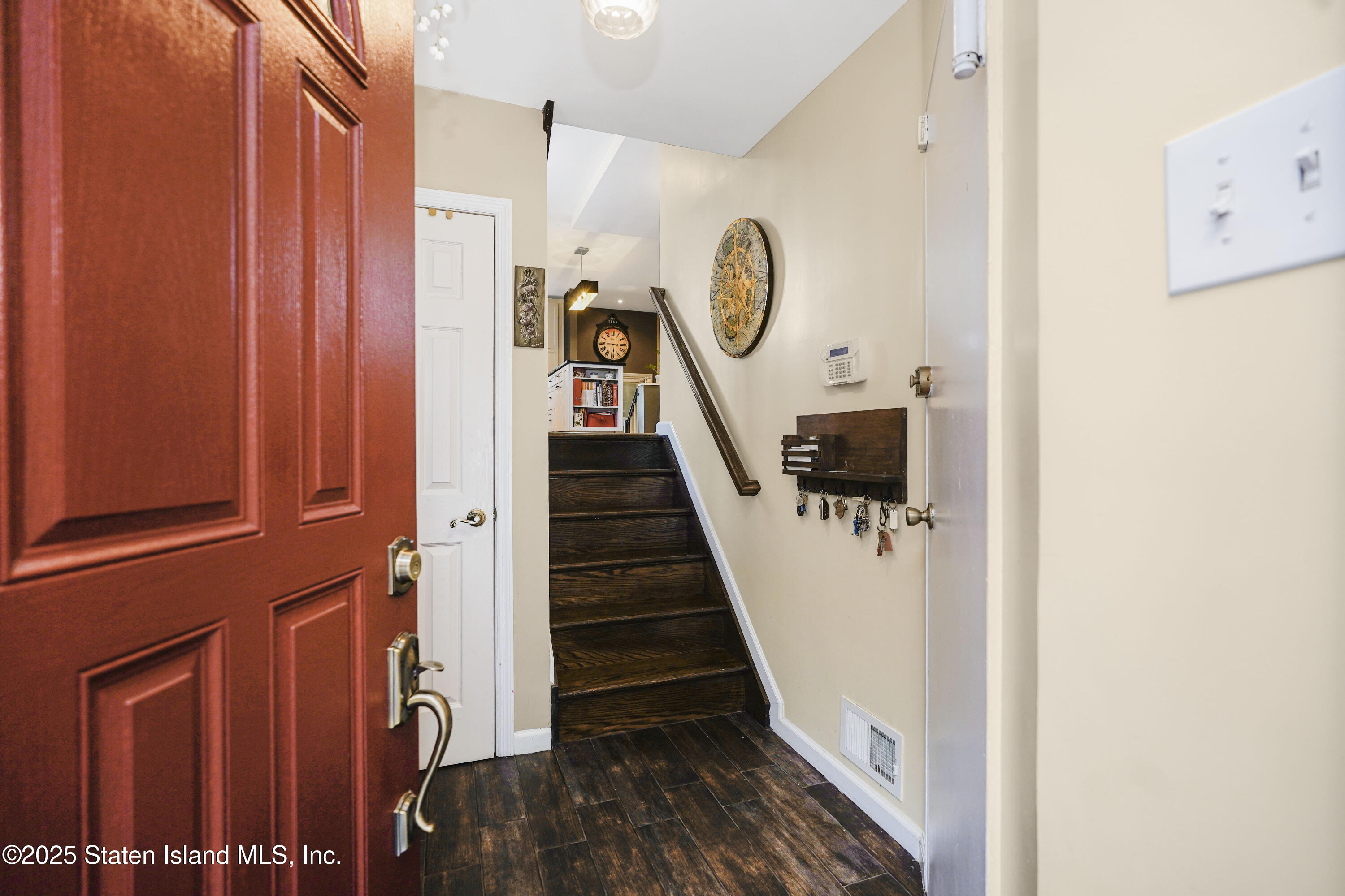 175 Park Drive Image 4