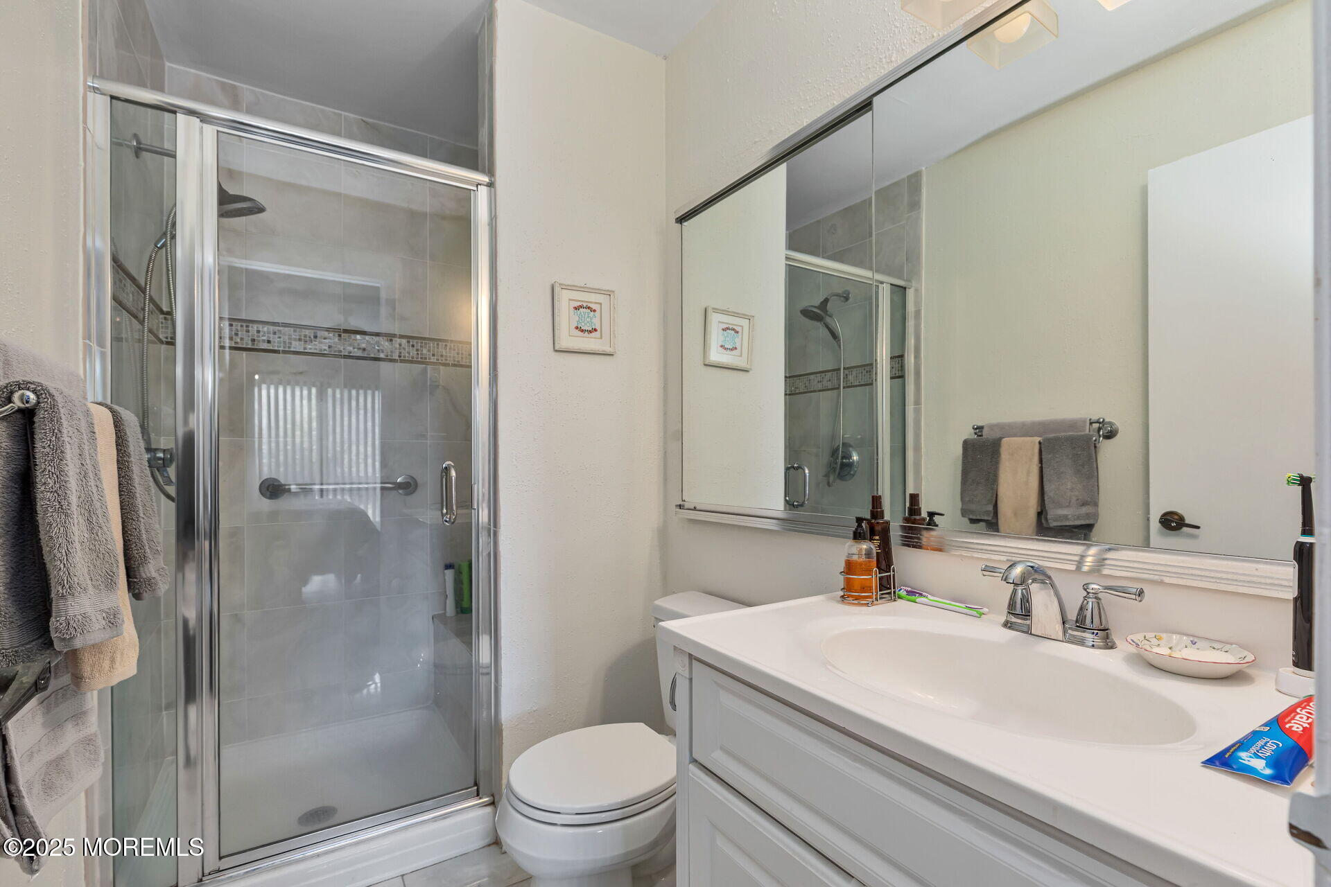 21 Auburn Court, Red Bank, NJ, 07701 image 11