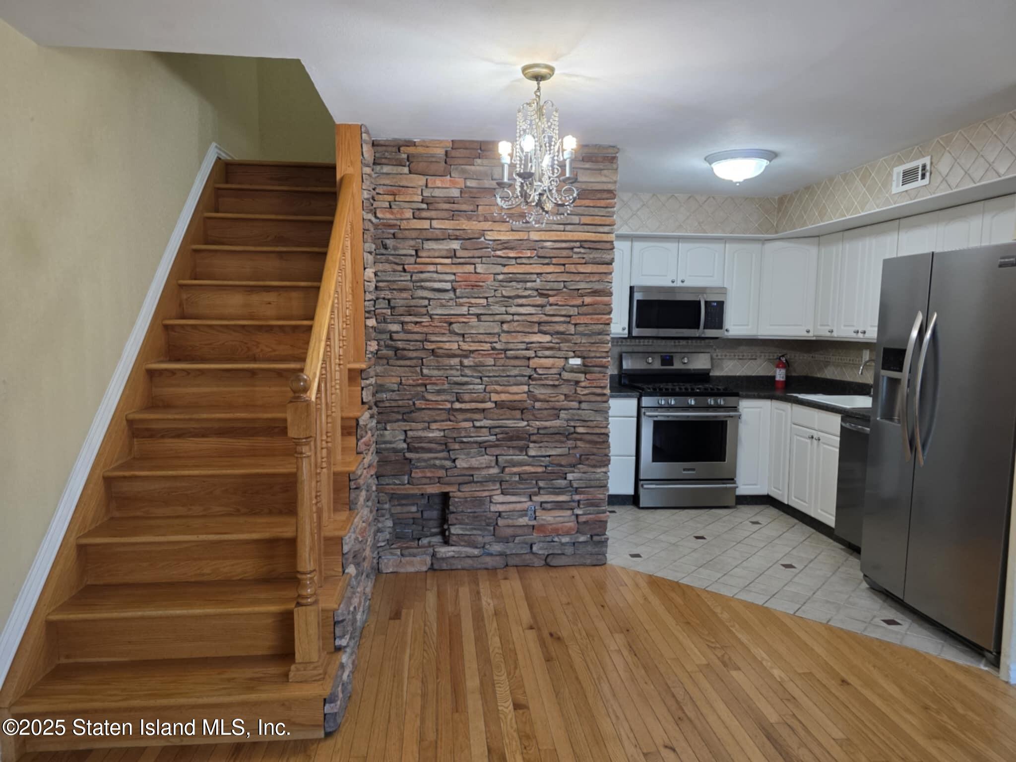 58 Selvin Loop, Staten Island, NY, 10303 image 7