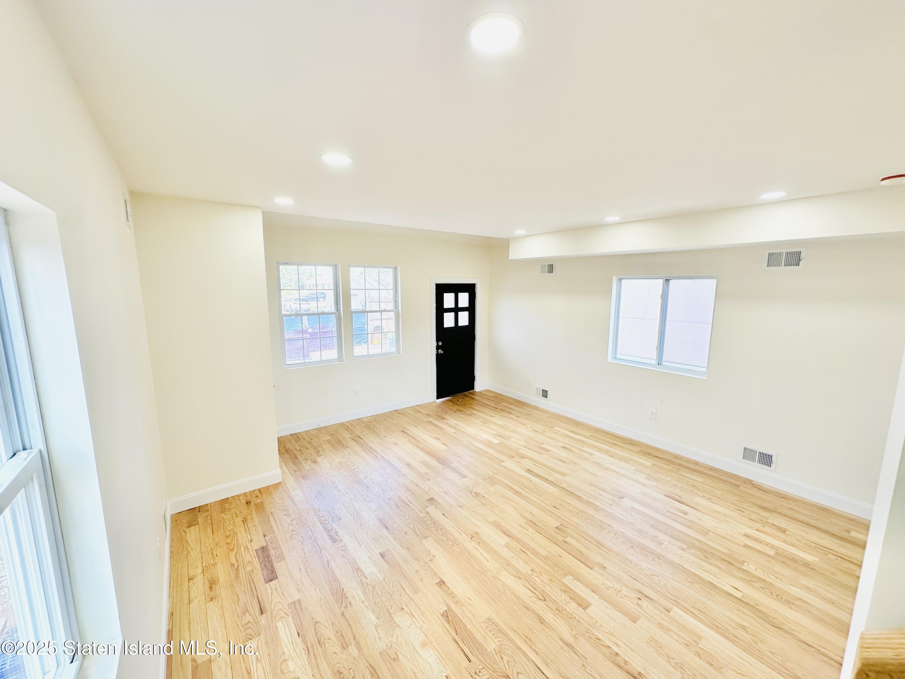150 Riche Avenue, Staten Island, NY, 10314 image 7