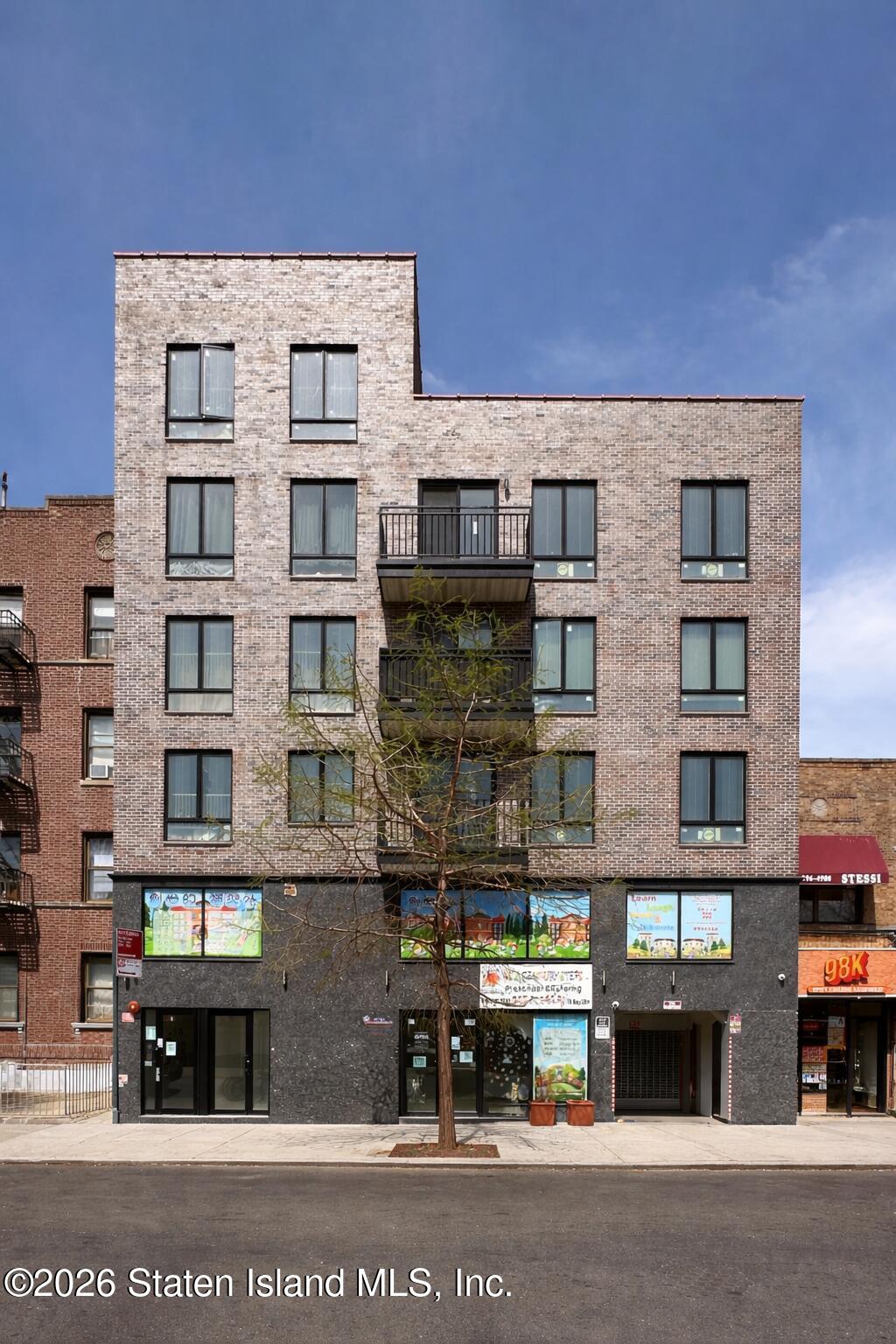 16 Bay 25th Street 2b Image 1