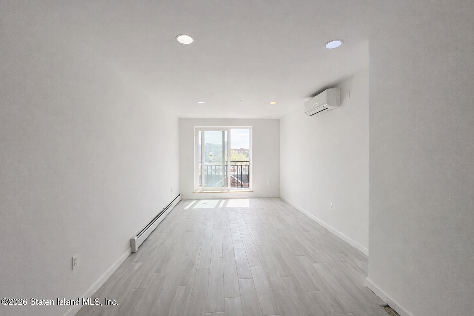 16 Bay 25th Street 2b Image 2