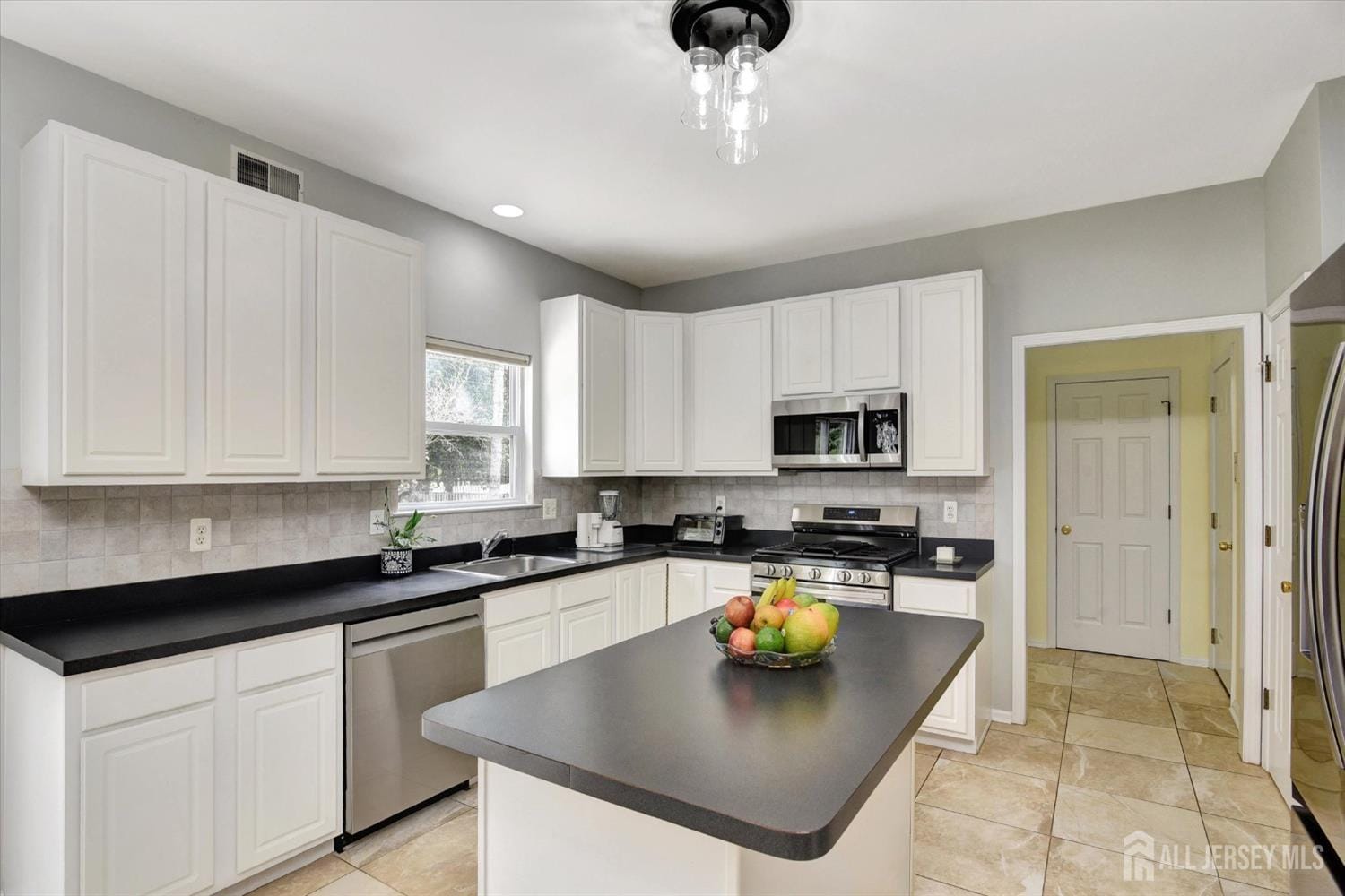 3 Meadowlark Court, Jackson, NJ, 08527 image 9