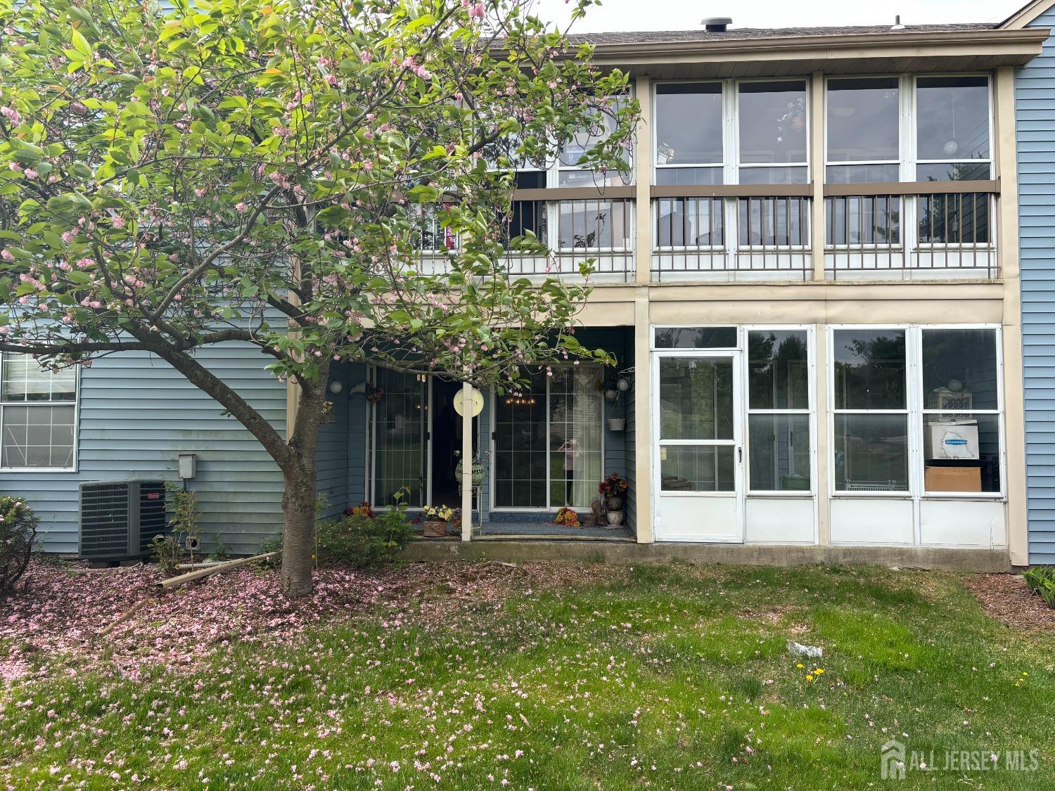 8 Benjamin Franklin Dr Drive 8E, Monroe, NJ, 08831 image 8