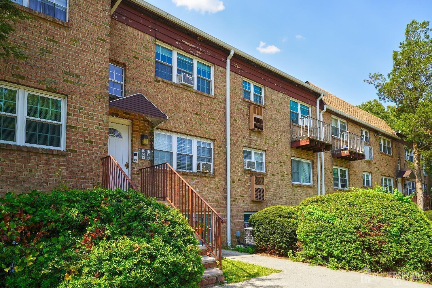 18 College Drive, Edison, NJ, 08817 image 8