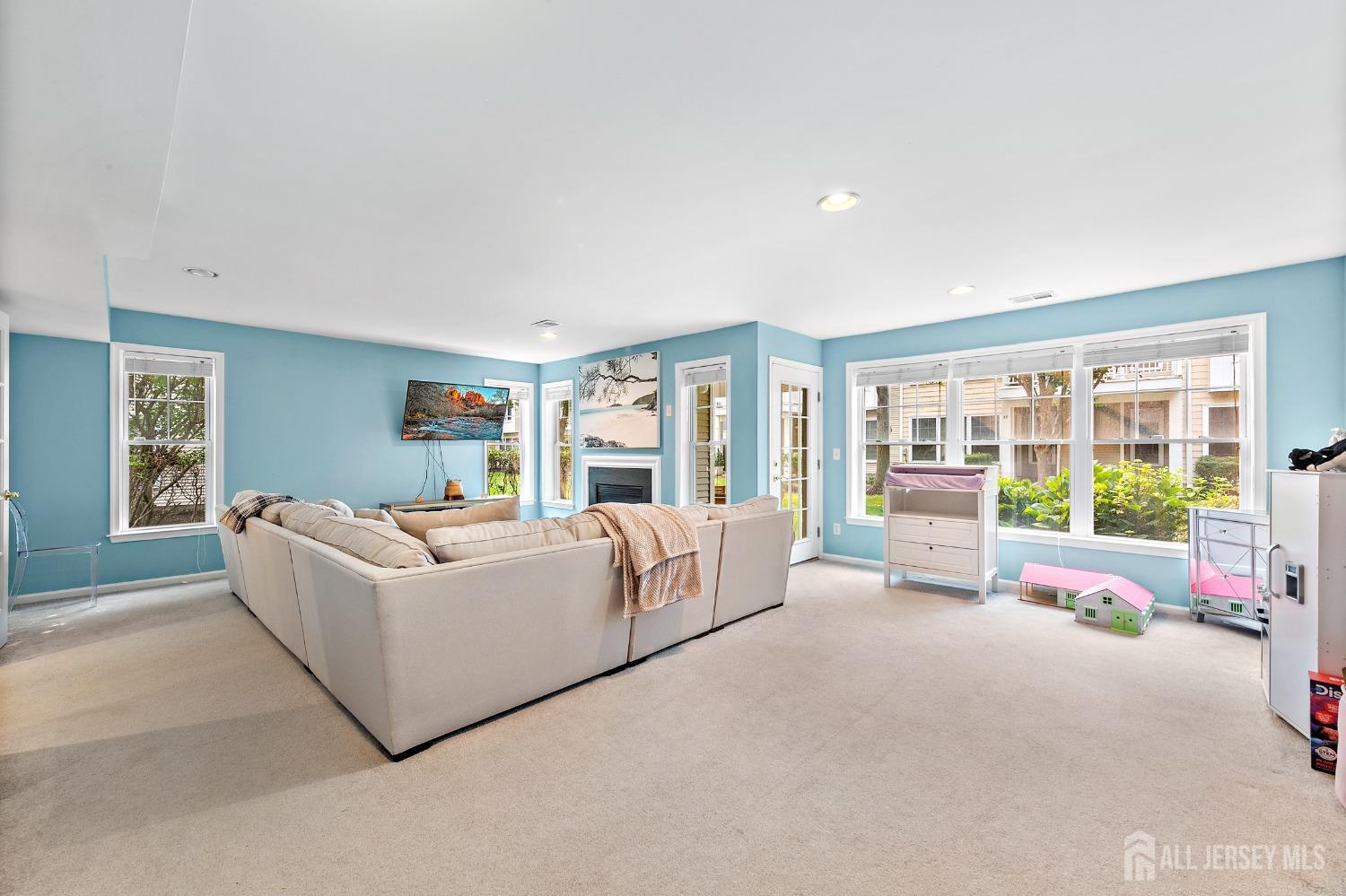 19 S Shore Drive, South Amboy, NJ, 08879 image 33