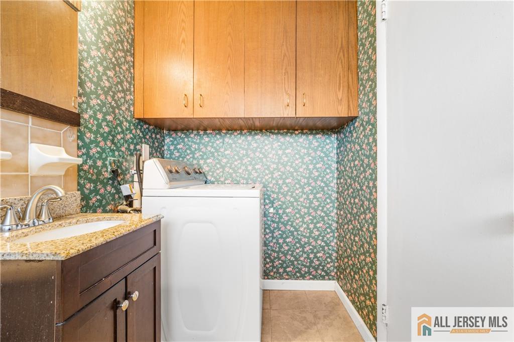 8 Farmbrook Drive, Old Bridge, NJ, 08857 image 14