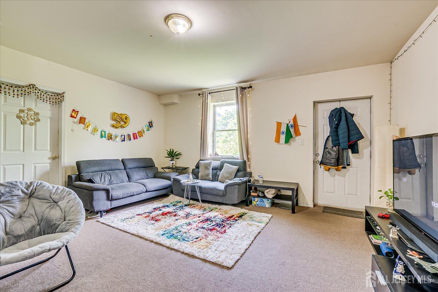 7 Vine Street, Jersey City, NJ, 07306 image 39